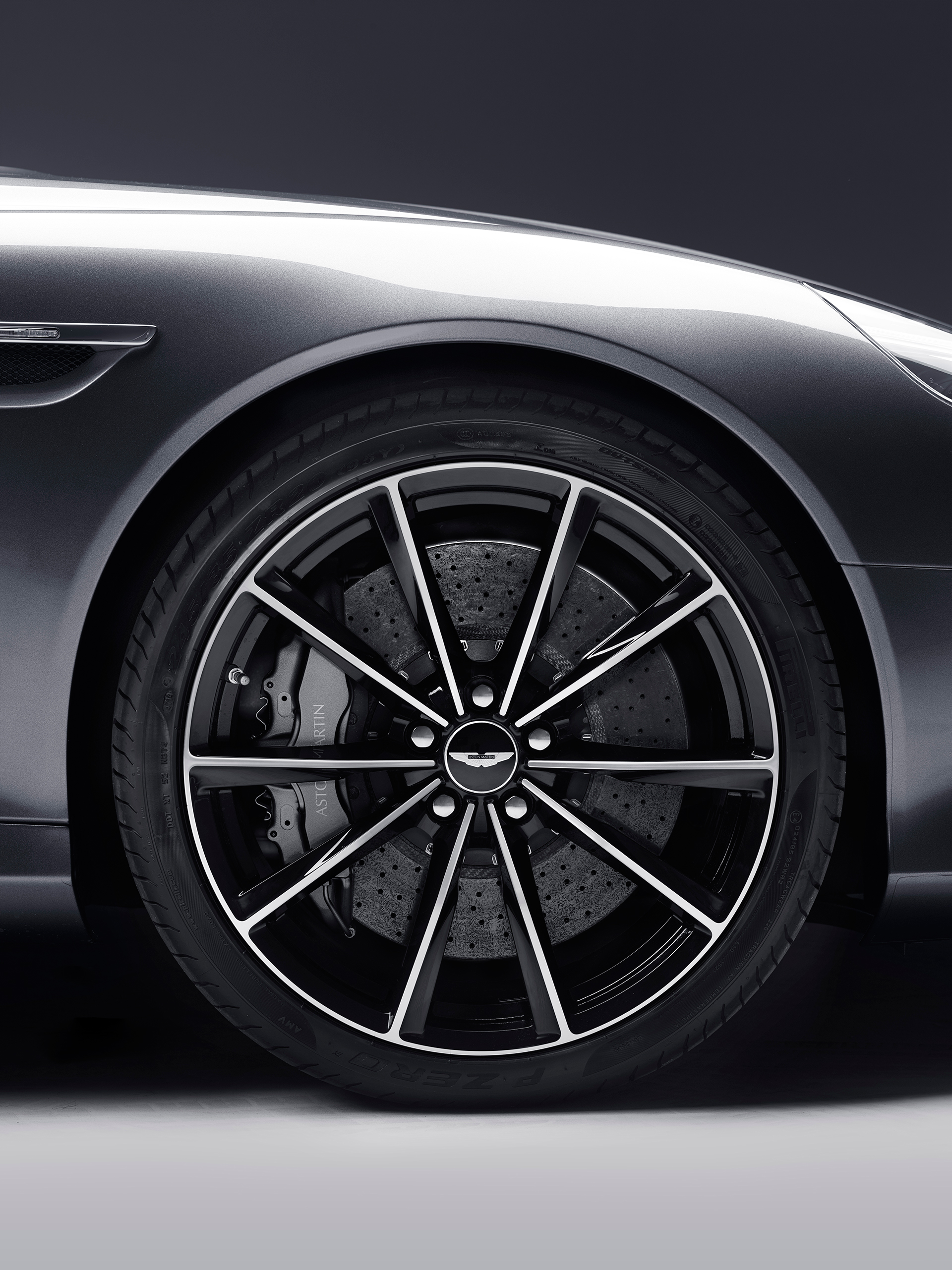 Aston Martin DB9 GT - 2015 - jante / wheel