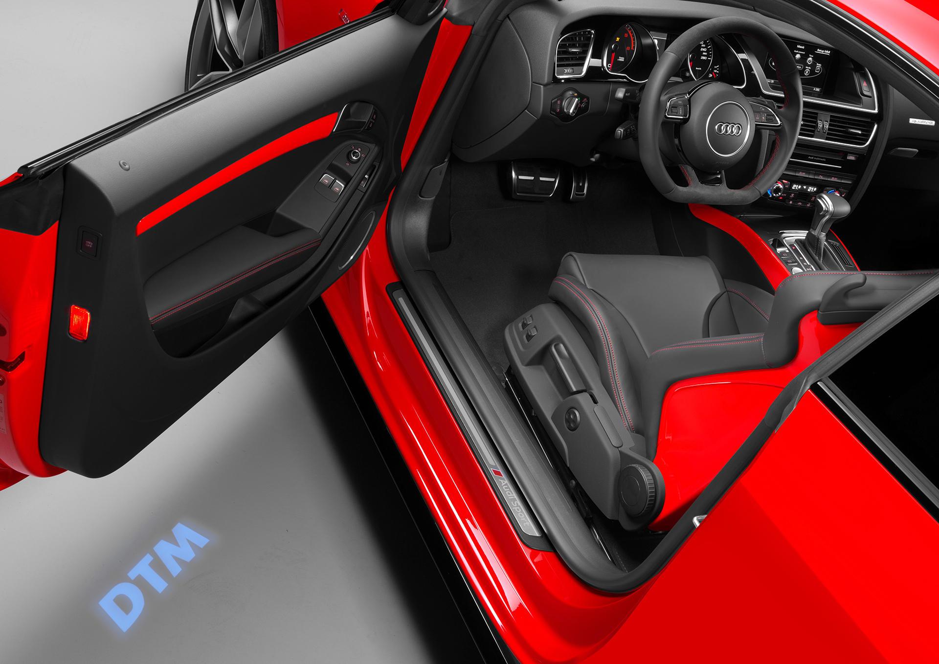 Audi A5 DTM selection - 2015 - porte ouverte / open door