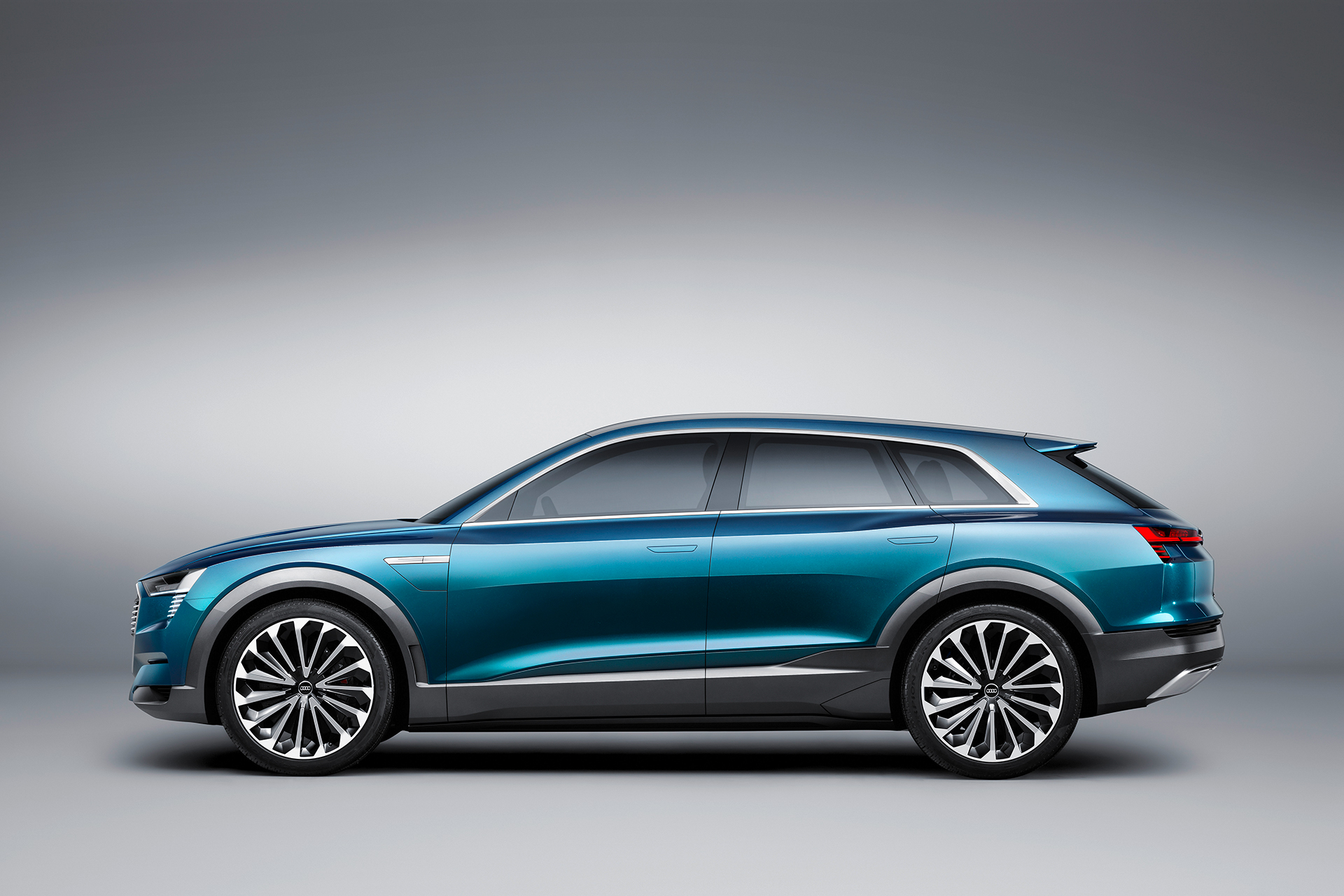 Audi e-tron quattro concept - 2016 - side-face / profil