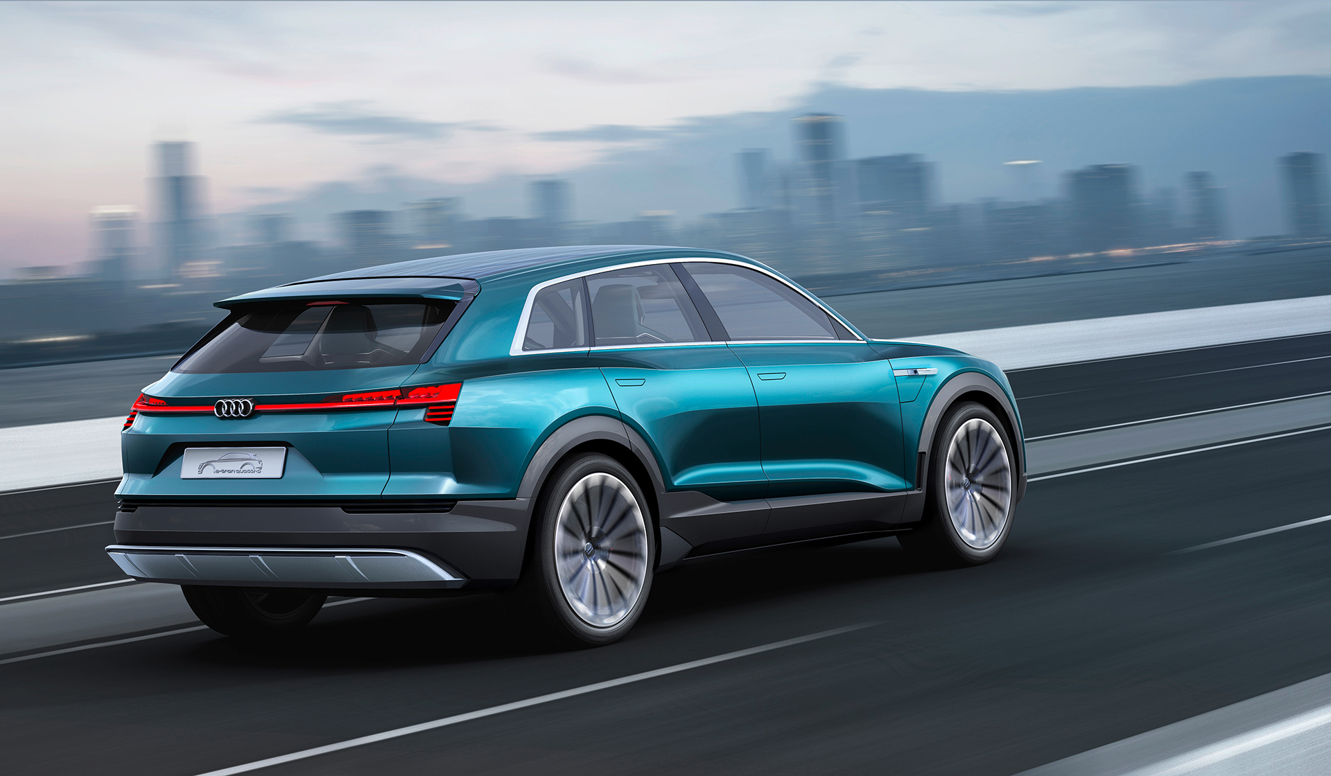 Audi e-tron quattro concept - 2016 - rear side-face / profil arrière - on road / sur route