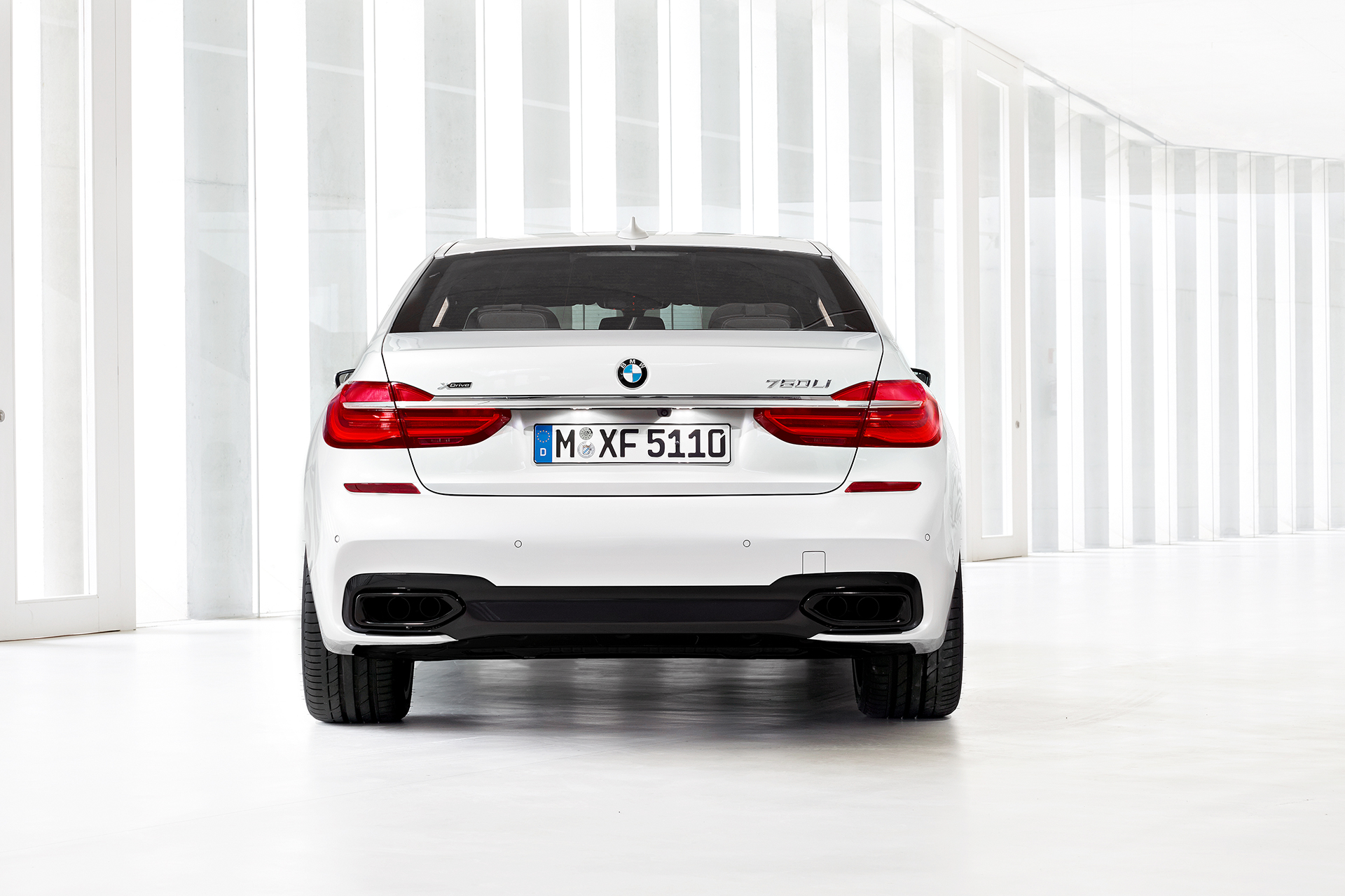 BMW 7 series - 2016 - arrière / rear