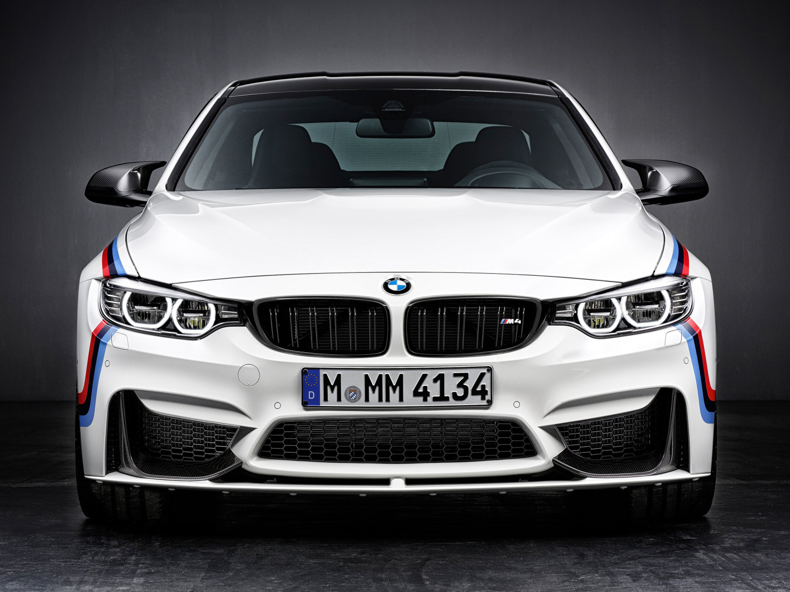 BMW M4 Coupe Performance - face avant