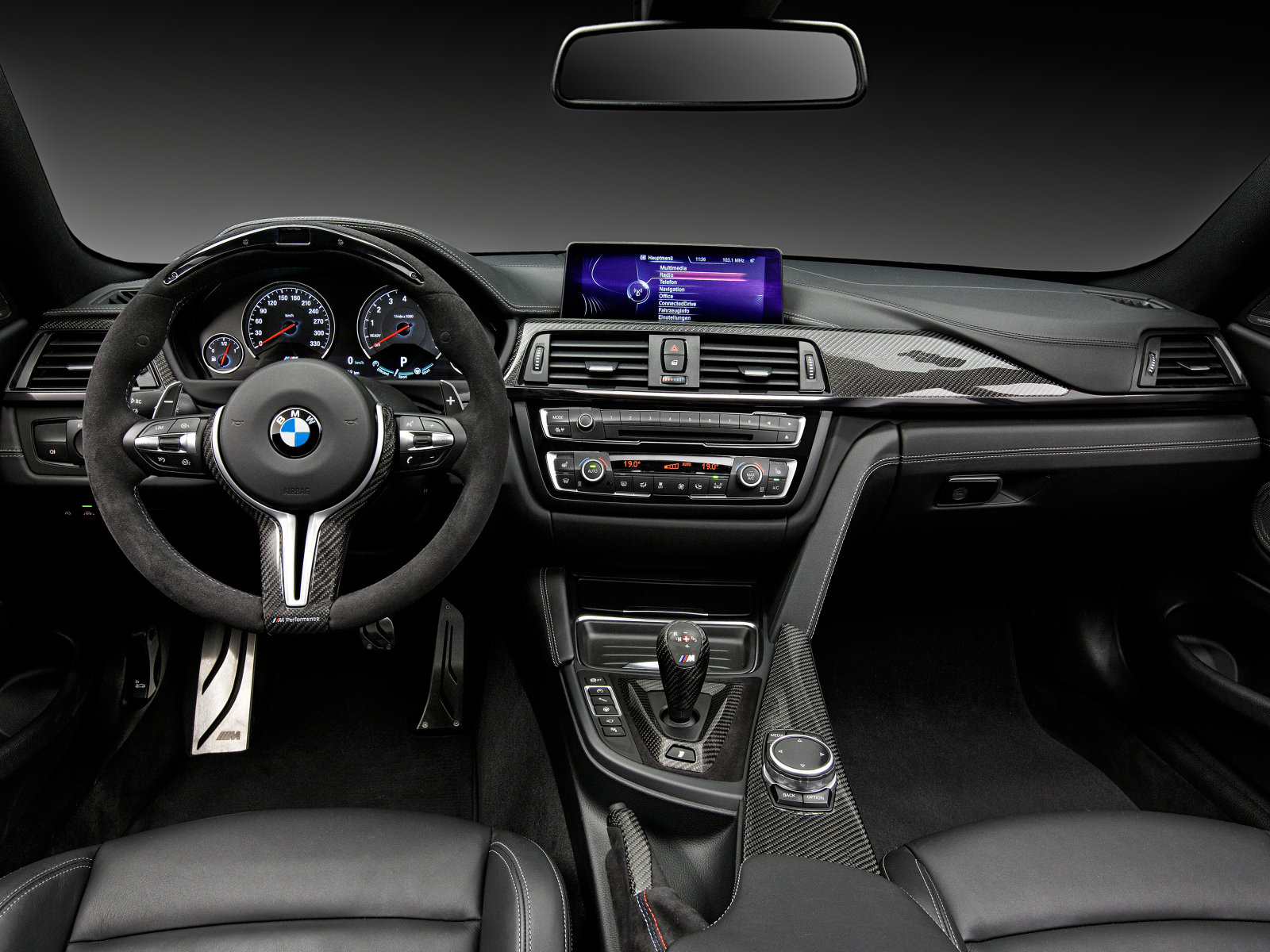 BMW M4 Coupe Performance - intérieur