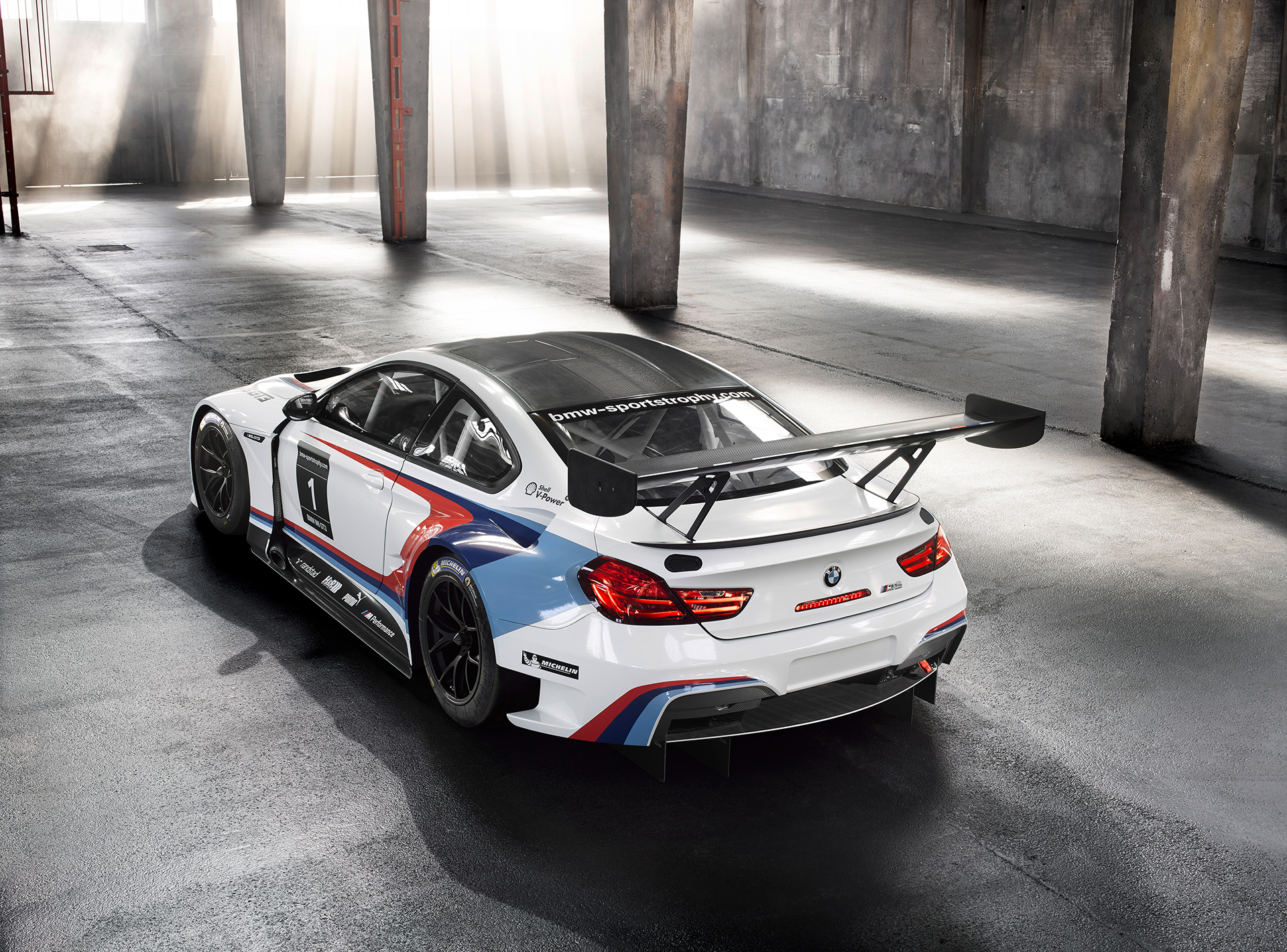 BMW M6 GT3 - 2016 - top rear side-face / toit profil arrière