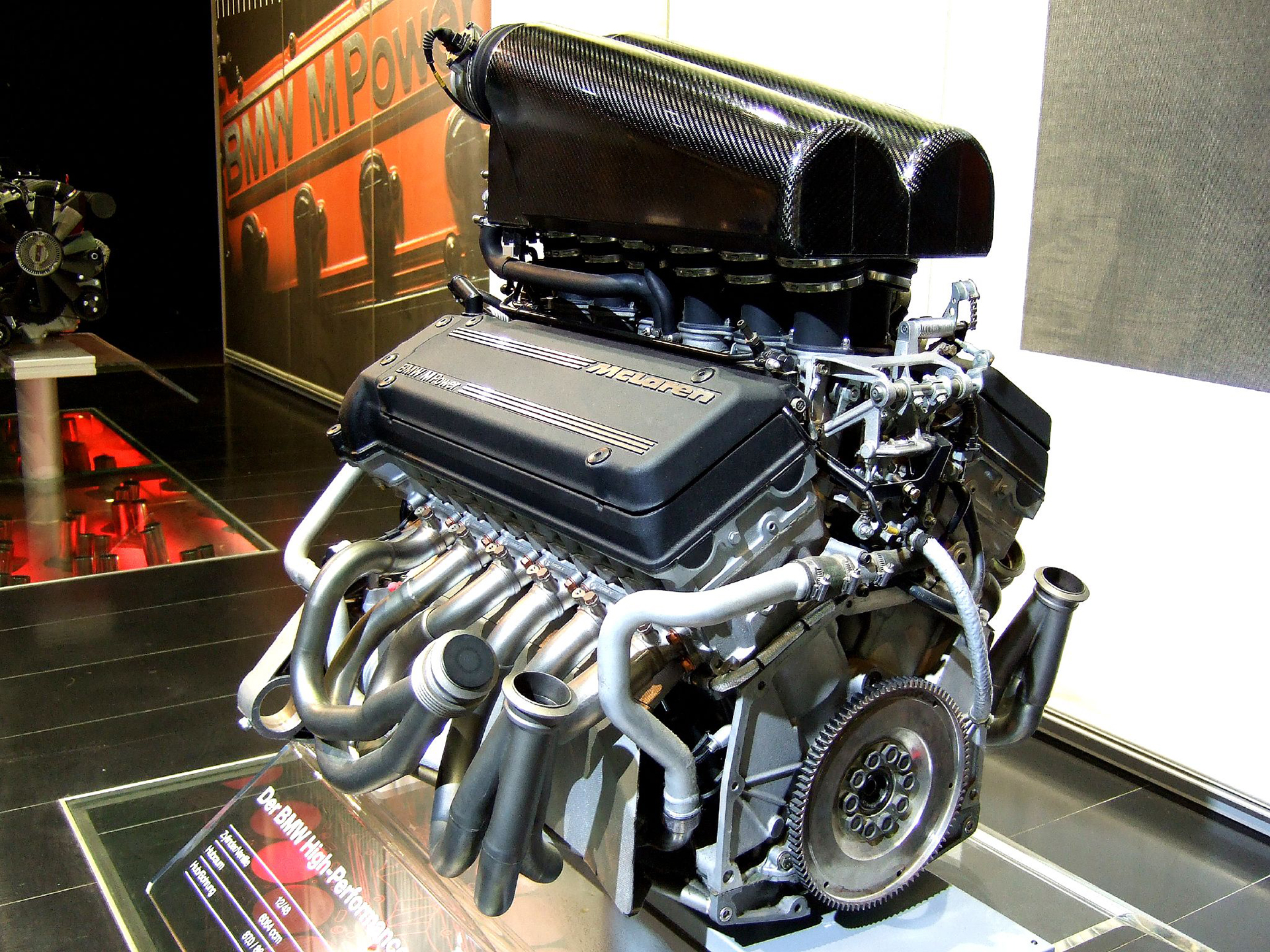 McLaren F1 - BMW V12 - engine / moteur - photo Sweens308