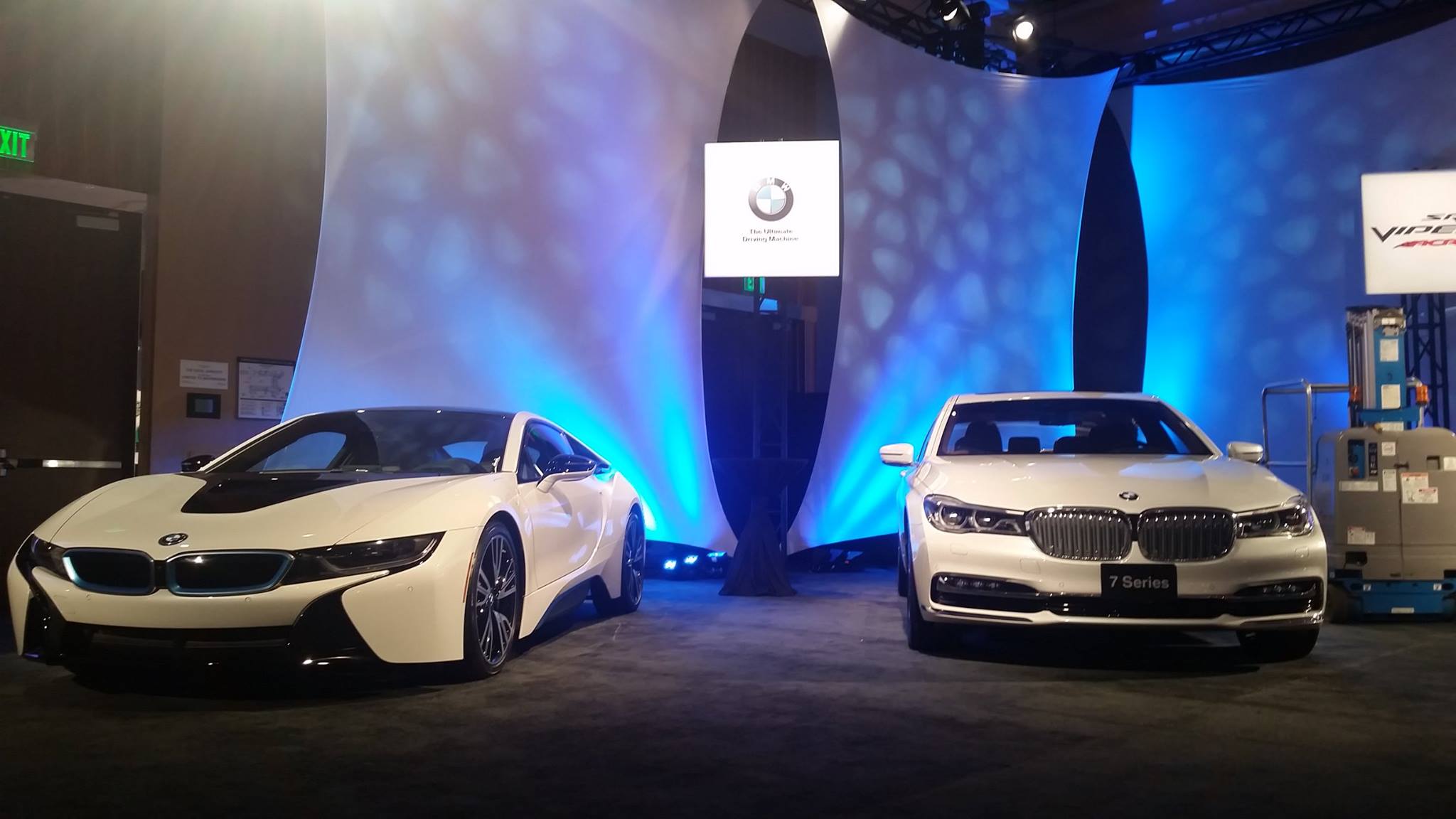 BMW - i8 - BMW 7serie - The Gallery - event - NAIAS 2016