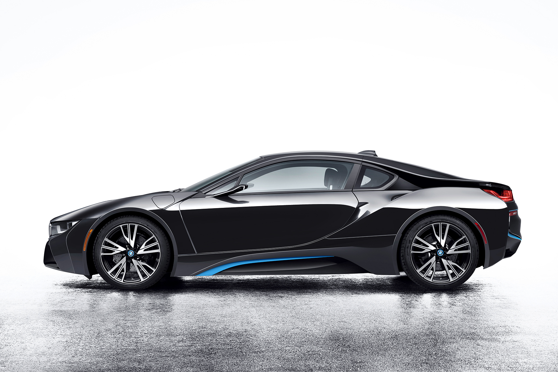 BMW i8 Mirrorless - side-face / profil