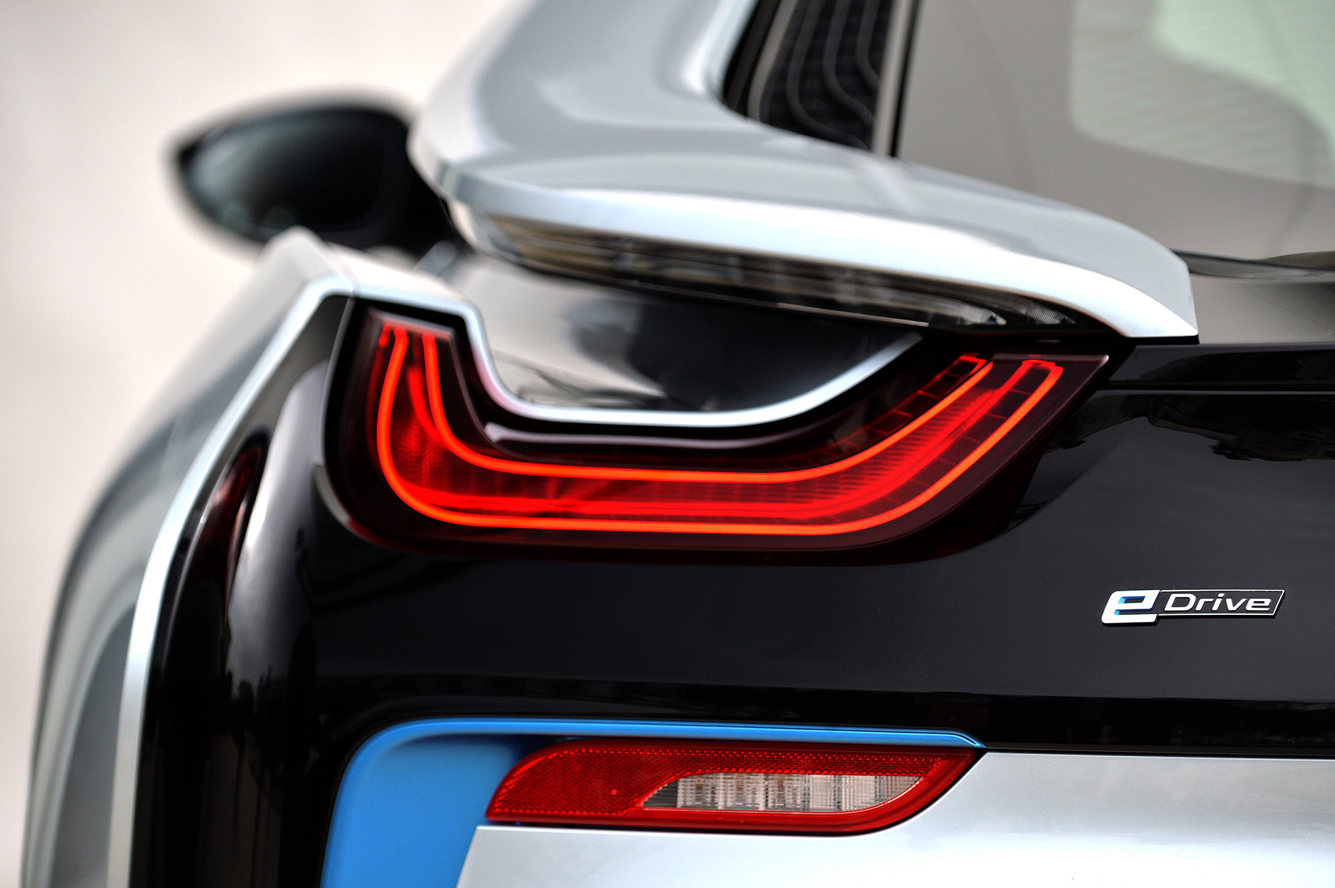 BMW i8 - rear light / optique arrière