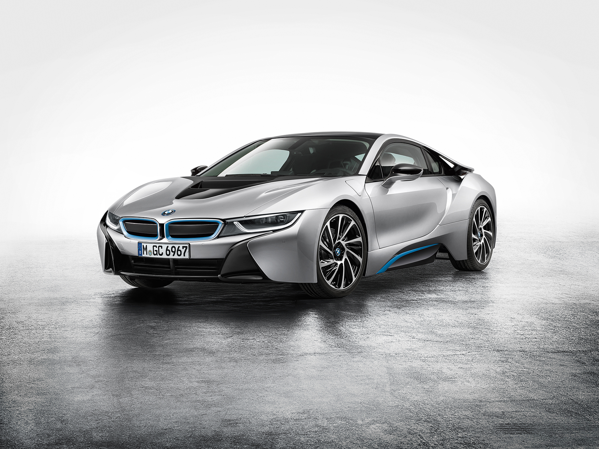 BMW i8 - front side-face / profil avant