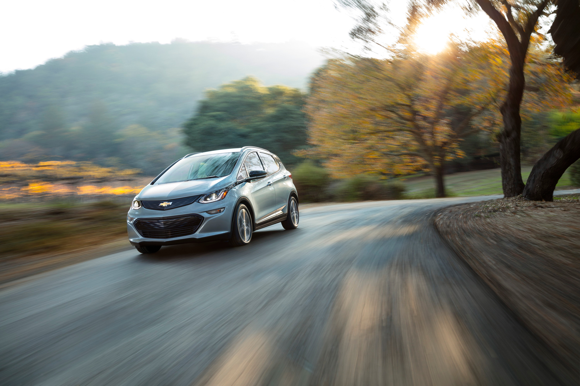 Chevrolet Bolt EV - 2016 - front side-face / profil avant - General Motors