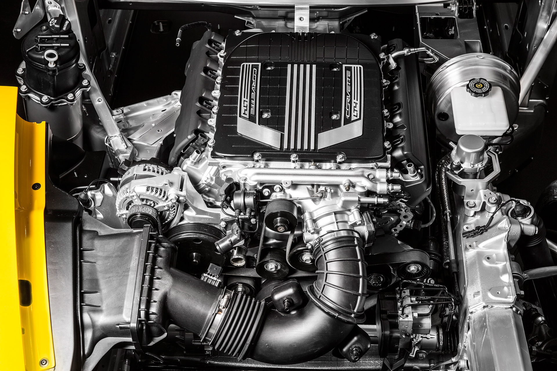 Chevrolet Corvette Z06 - sous le capot / under the hood - General Motors