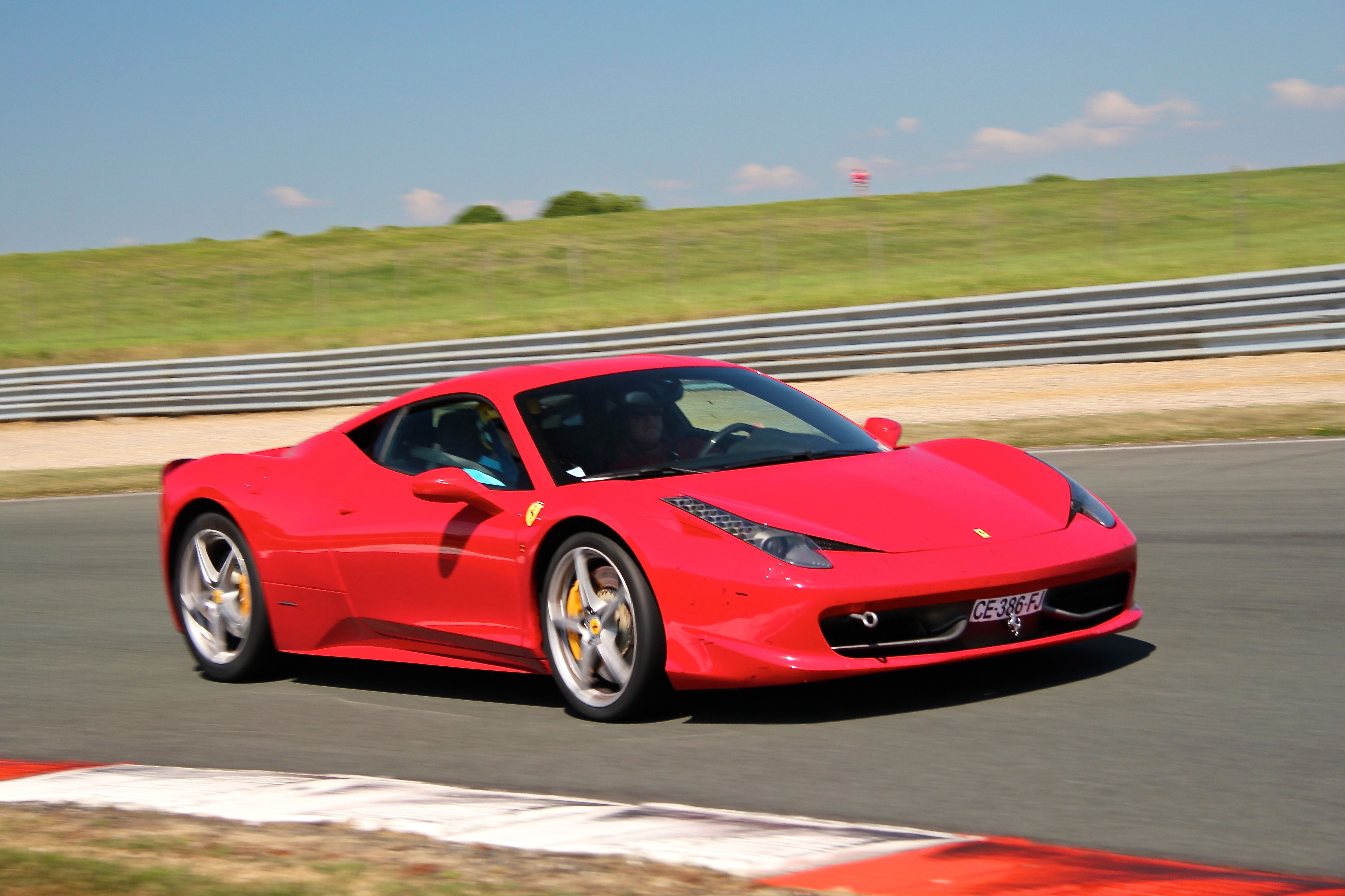 Ferrari 458 - Sport et Collection 2015 - Photographie Ludo