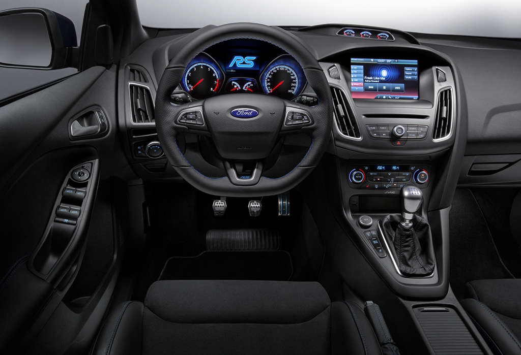 Ford Focus RS 2015 - intérieur