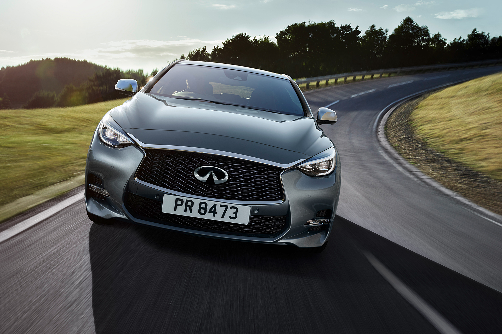 Infiniti Q30 - 2016 - front / avant