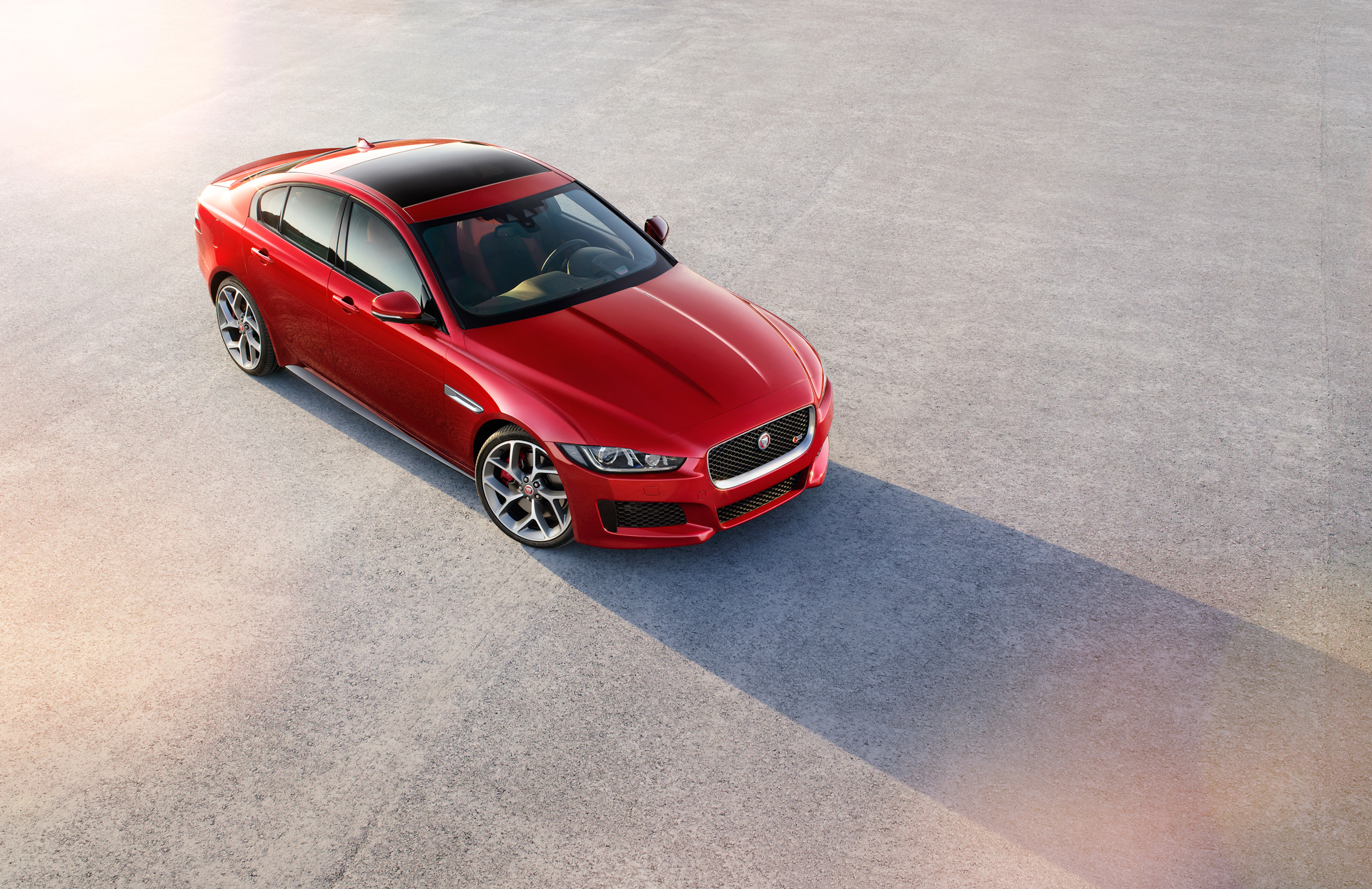 Jaguar XE - extérieur