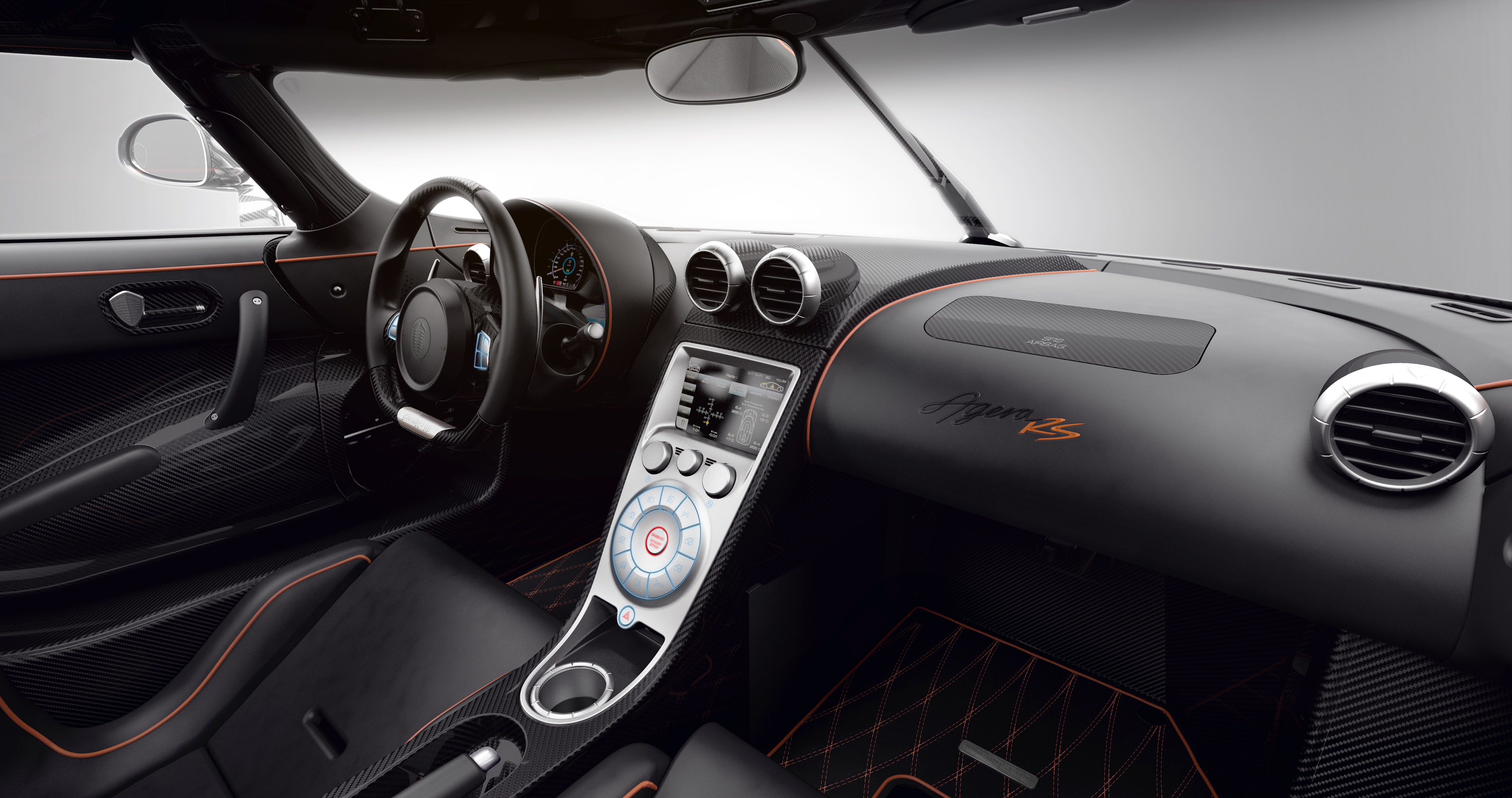 Koenigsegg Agera RS - intérieur volant