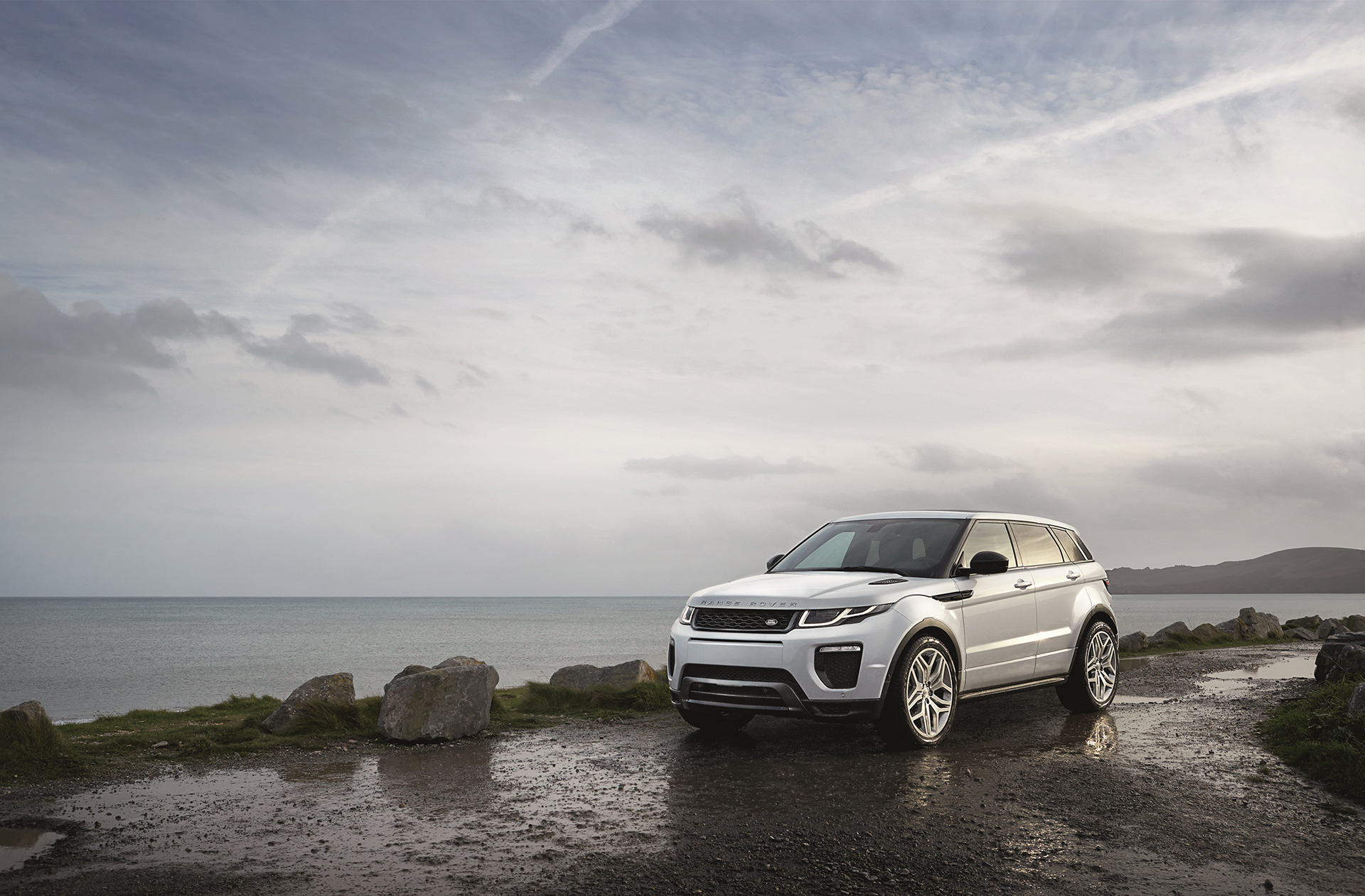 Land Rover Range Rover Evoque - 2016 - profil avant / front side-face