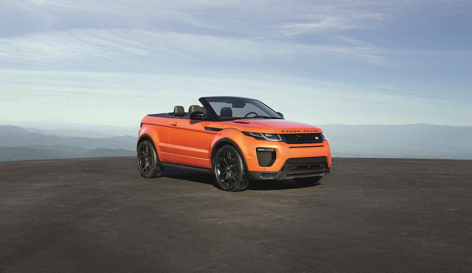 Land Rover Range Rover Evoque Convertible - profil avant / front side-face - top open / toit ouvert