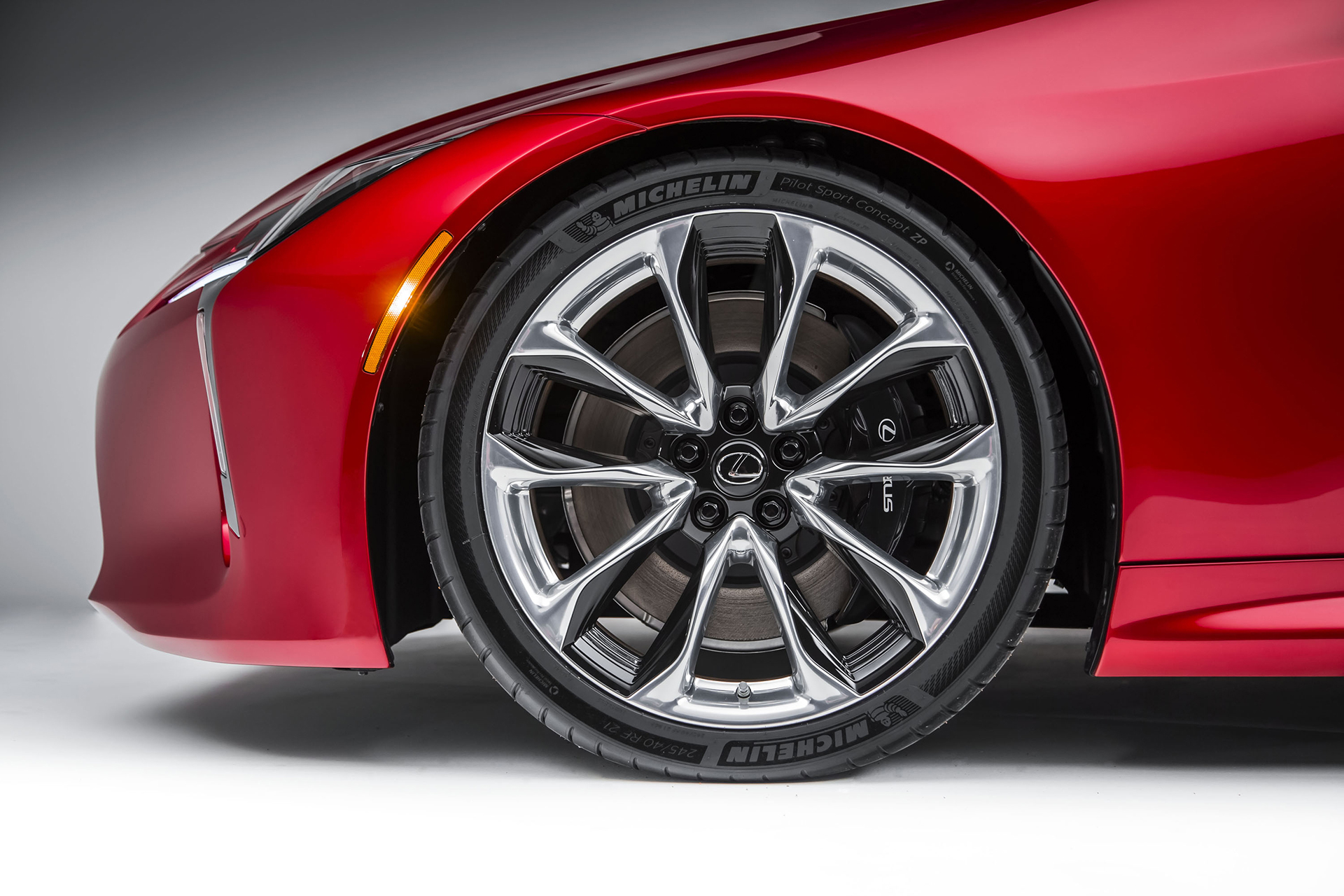 Lexus LC 500 - 2016 - wheel / jante