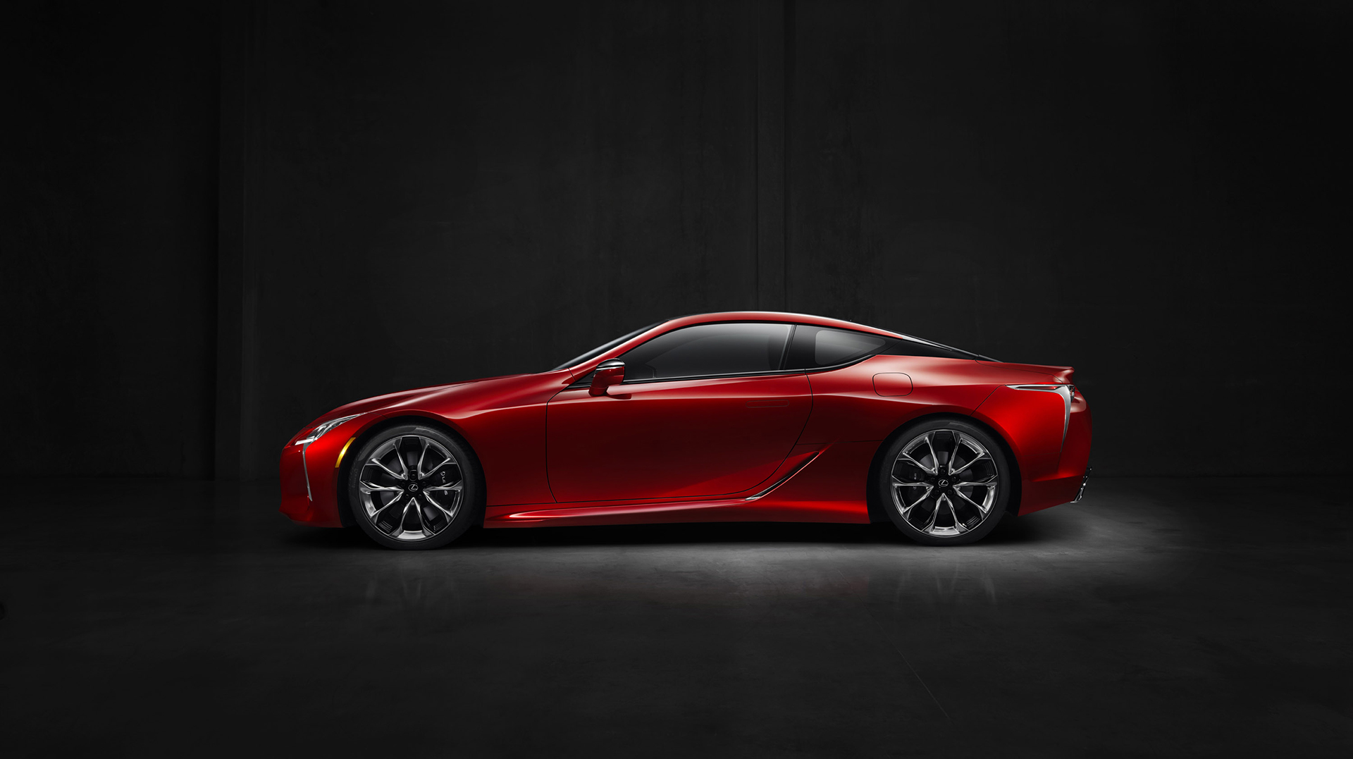 Lexus LC 500 - 2016 - side-face / profil