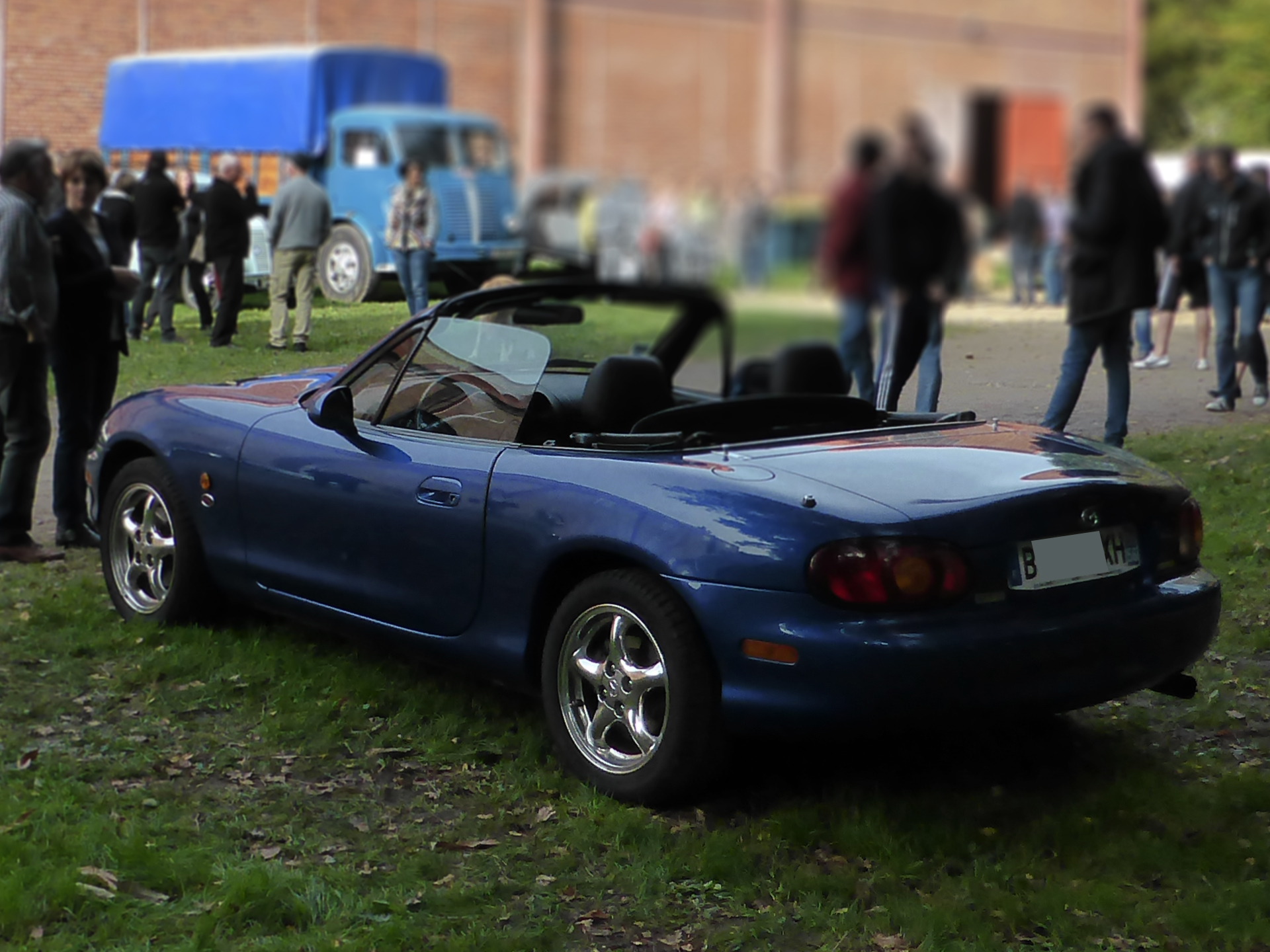 Mazda - MX-5 - Lorient 2015 - photo ELJ - DESIGNMOTEUR