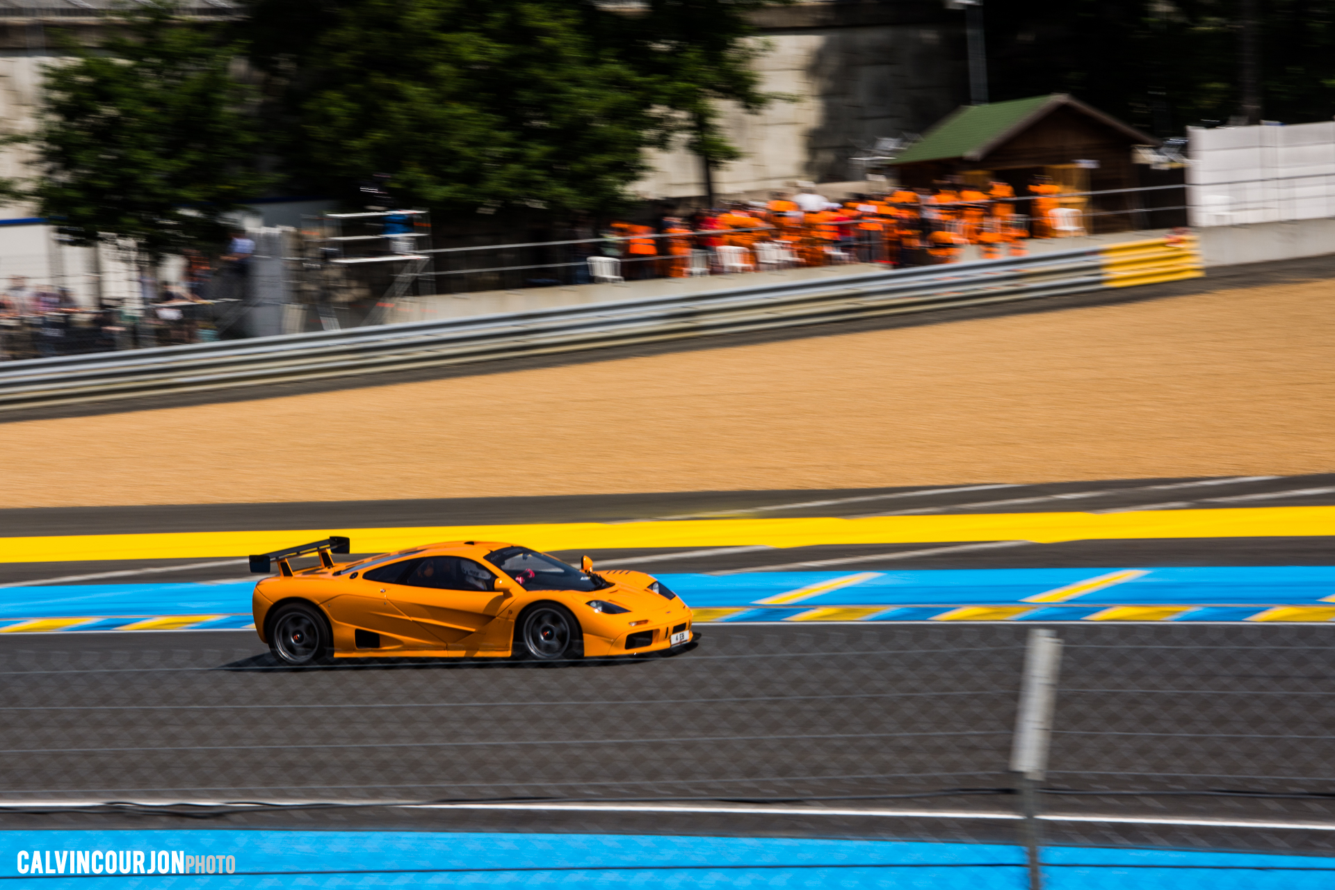 McLaren F1 GTR (1995) sur circuit au Mans - 2015 - photo Calvin Courjon