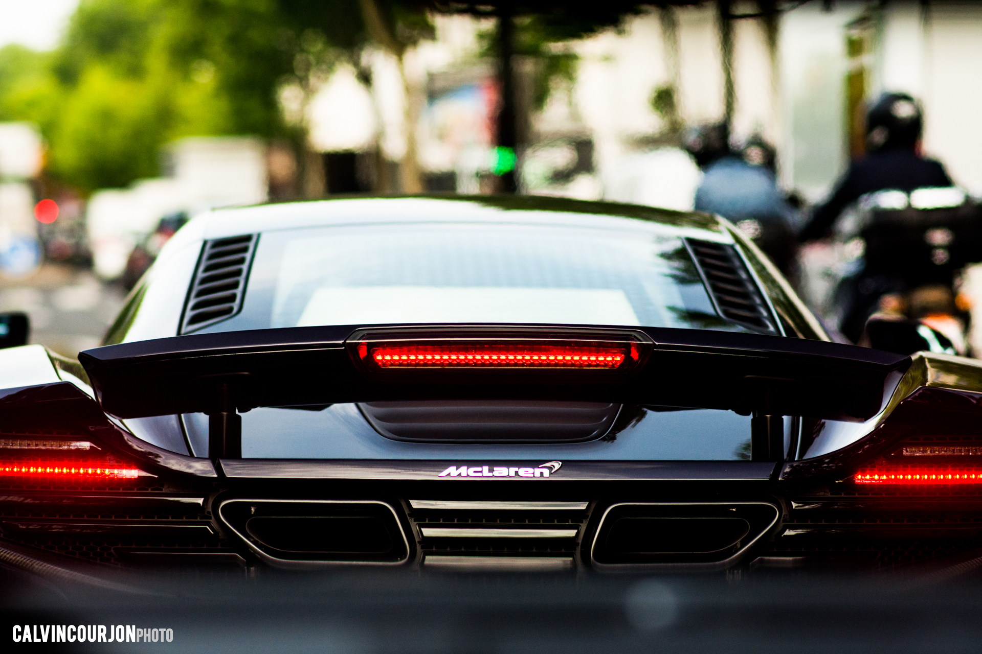 McLaren 650S (MSO) aileron arrière - 2015 - photo Calvin Courjon