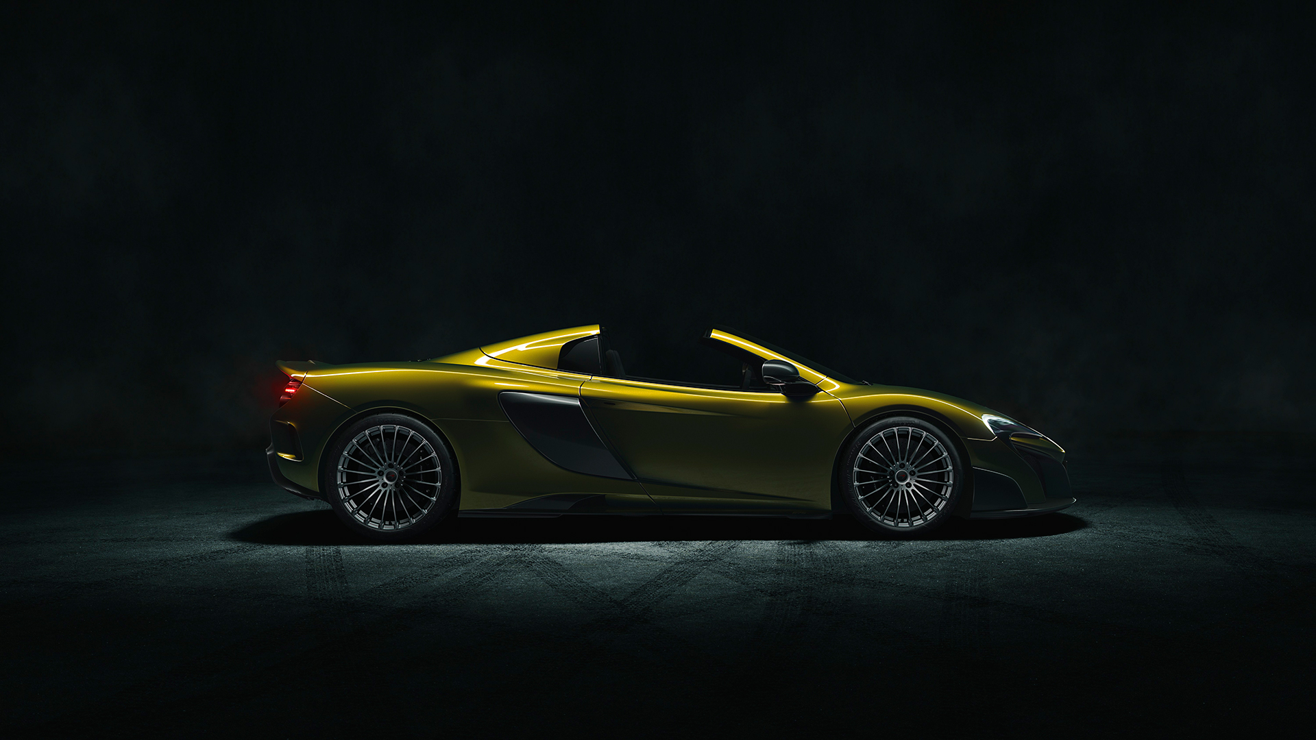 McLaren 675LT Spider - 2016 - side-face / profil