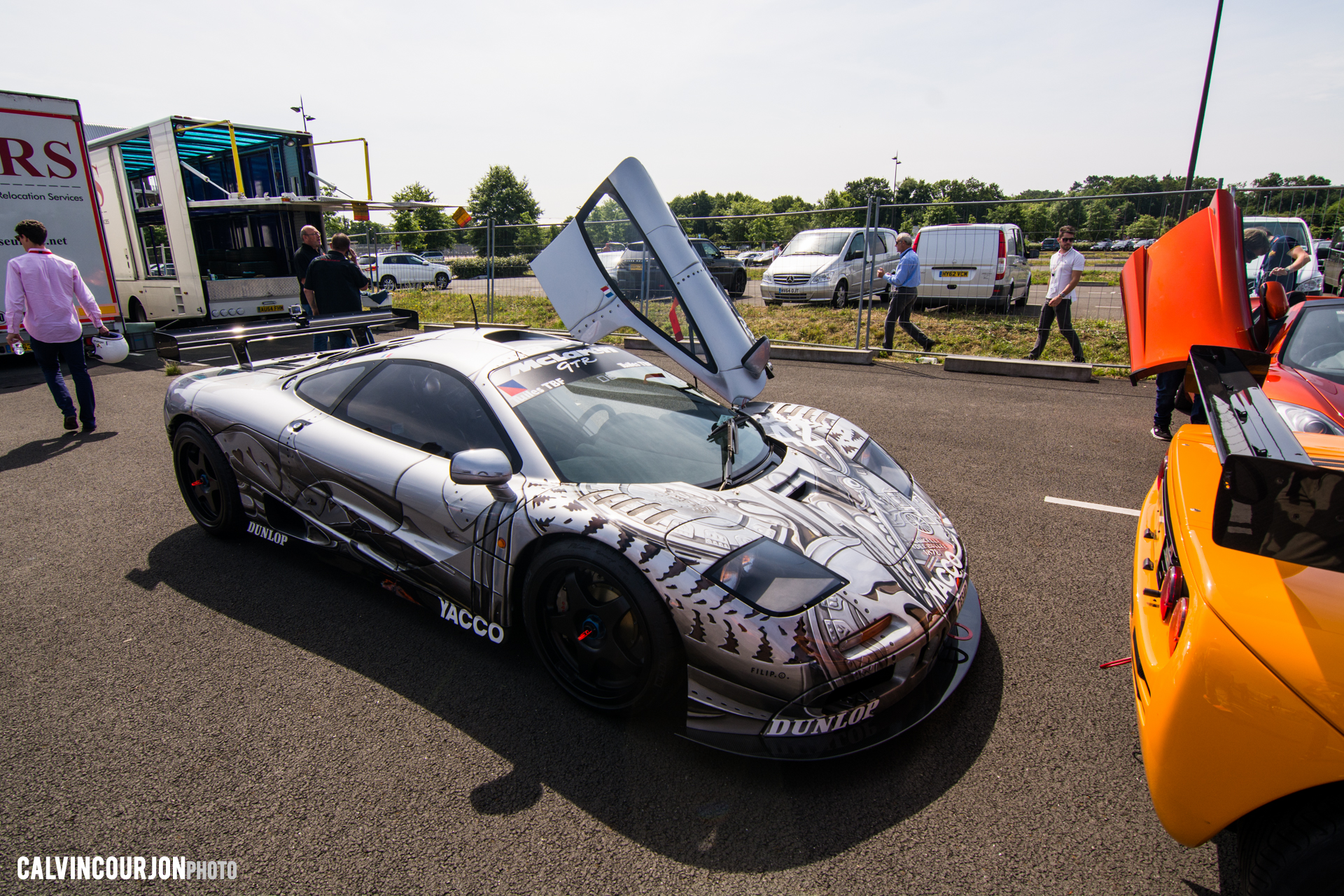 McLaren F1 (1995) - Cesar art-car livery - McLaren95 - Le Mans - 2015 - photo Calvin Courjon