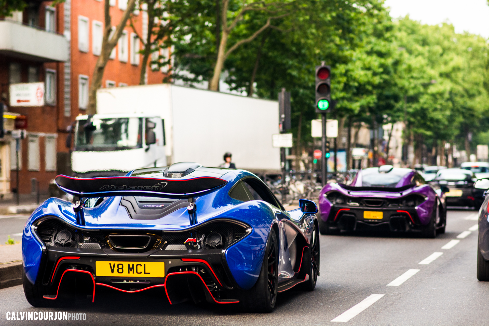 McLaren P1 - Blue by MSO - McLaren95 parade - Le Mans - 2015 - photo Calvin Courjon