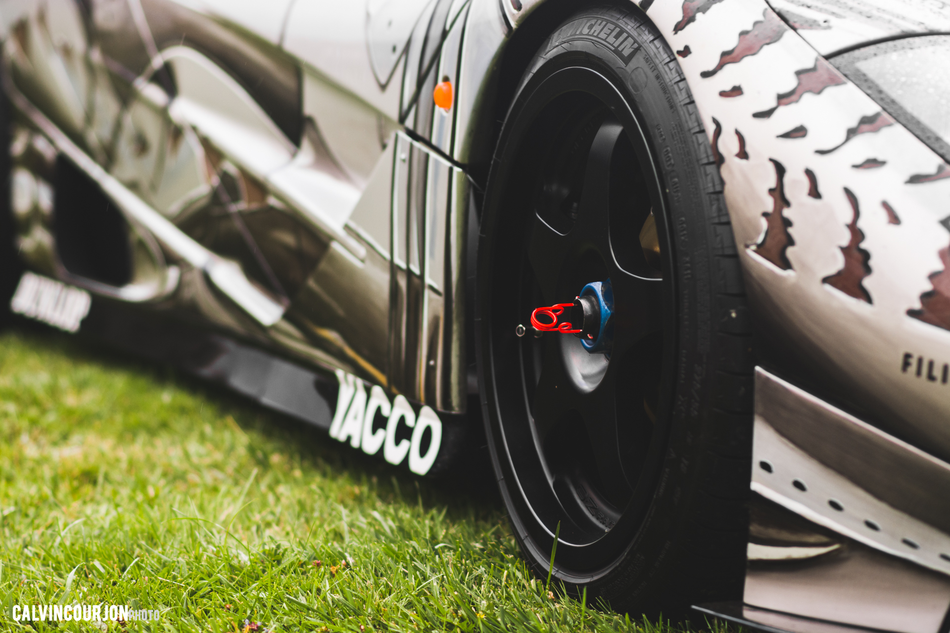 McLaren F1 (1995) – Cesar - side view wheel / jante, vue de côté - Chantilly 2015 – photo Calvin Courjon