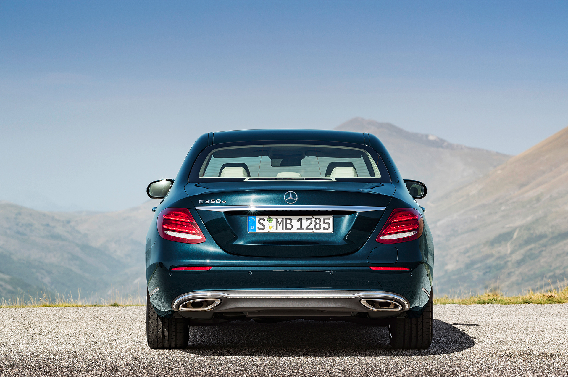 Mercedes-Benz E Class - 2016 - E350e - rear / arrière