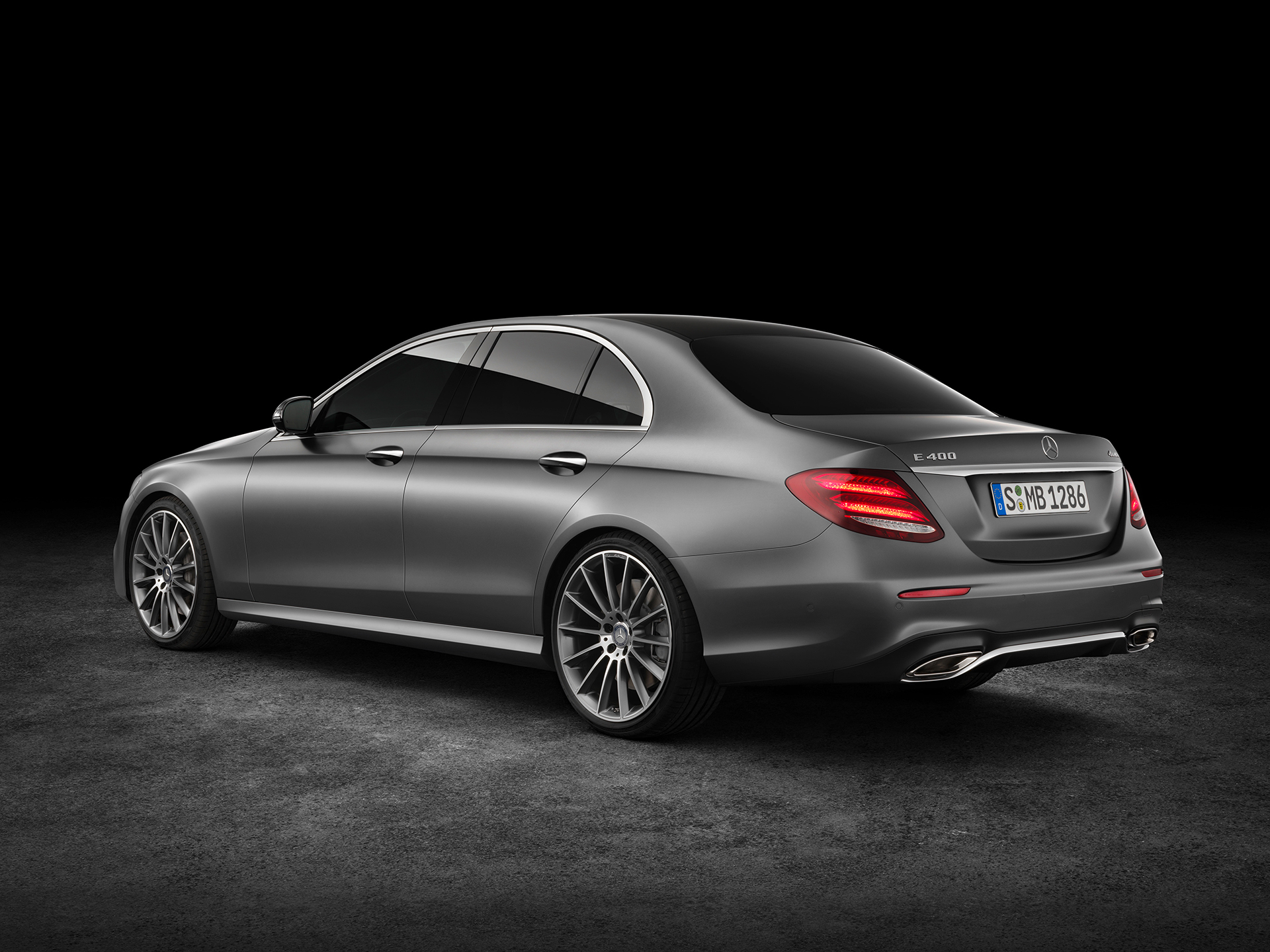 Mercedes-Benz E Class - 2016 - rear side-face / profil arrière