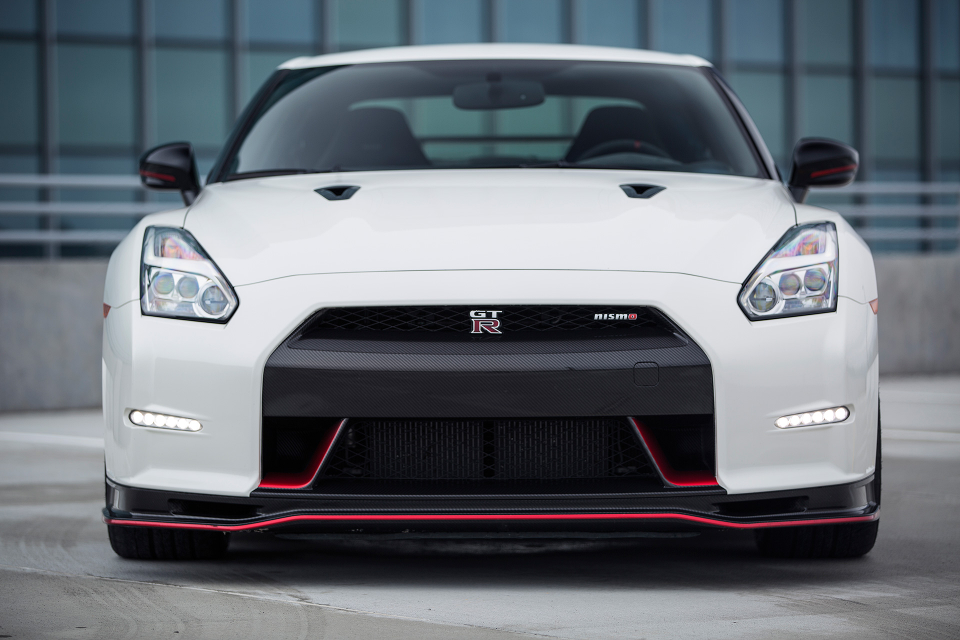 Nissan GT-R NISMO 2015 - face avant / front