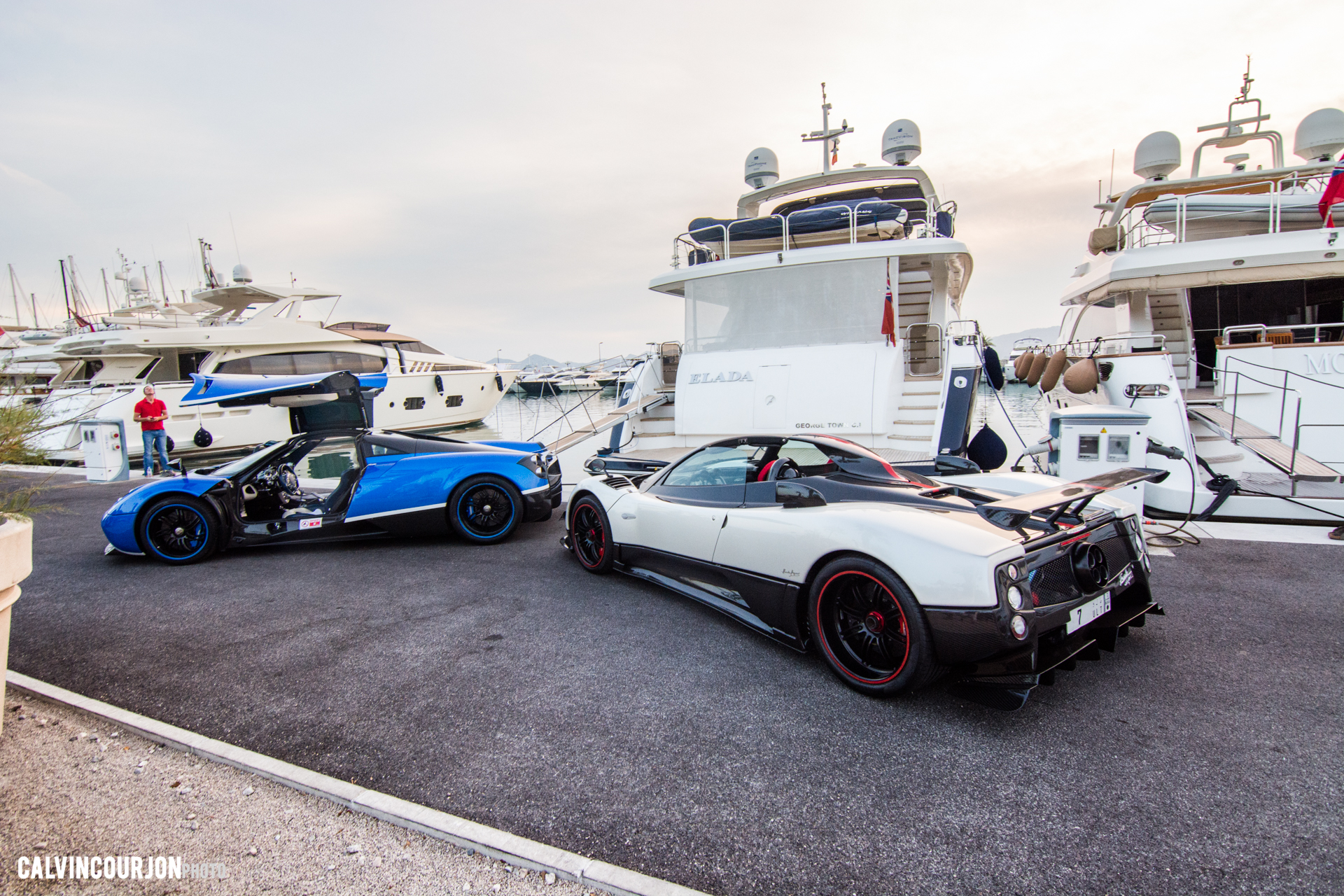 Pagani Zonda Cinque Roadster et Pagani Huayra - pose, pause au port - Cote dAzur - 2015 - Calvin Courjon