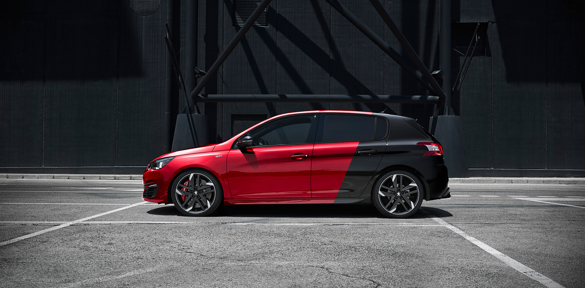 Peugeot 308 GTi - 2015 - profil / side-face