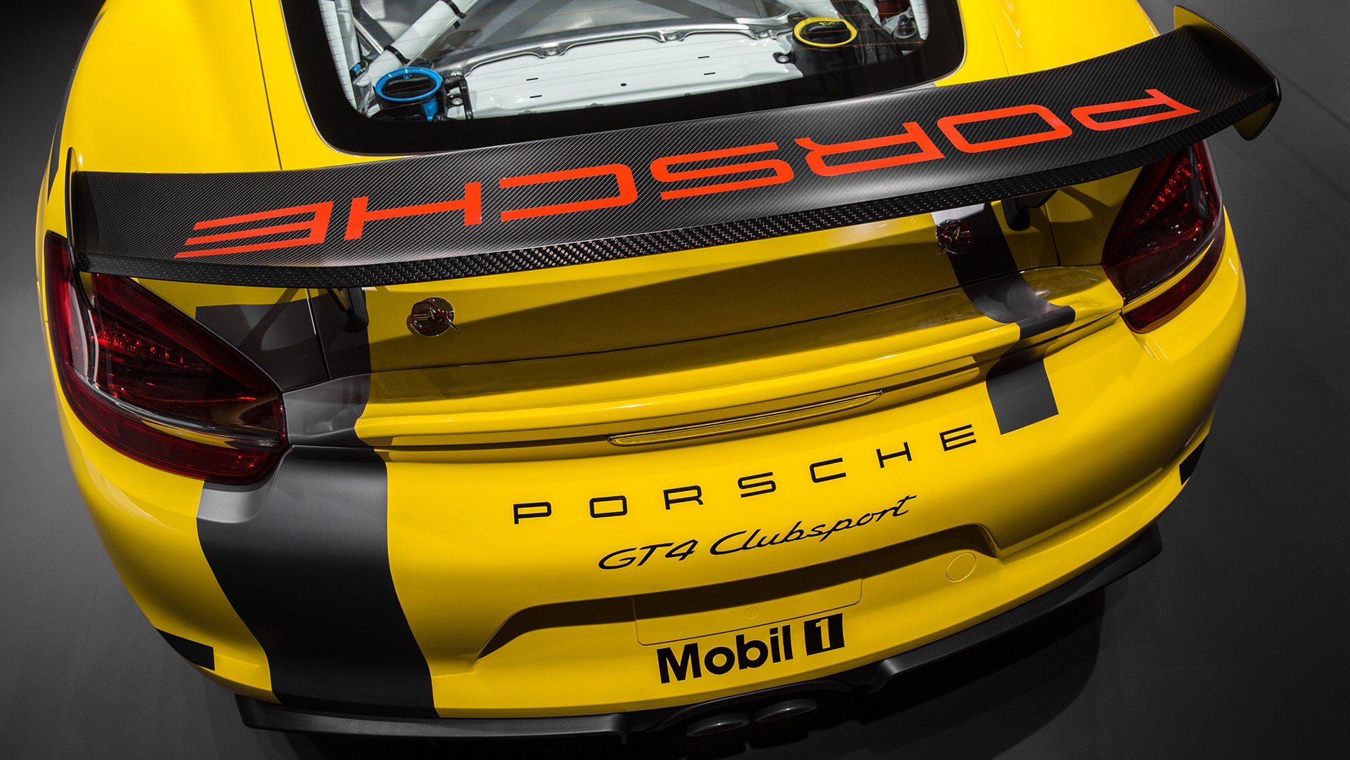 Porsche Cayman GT4 Clubsport - 2015 - zoom vue arrière / rear zoom view