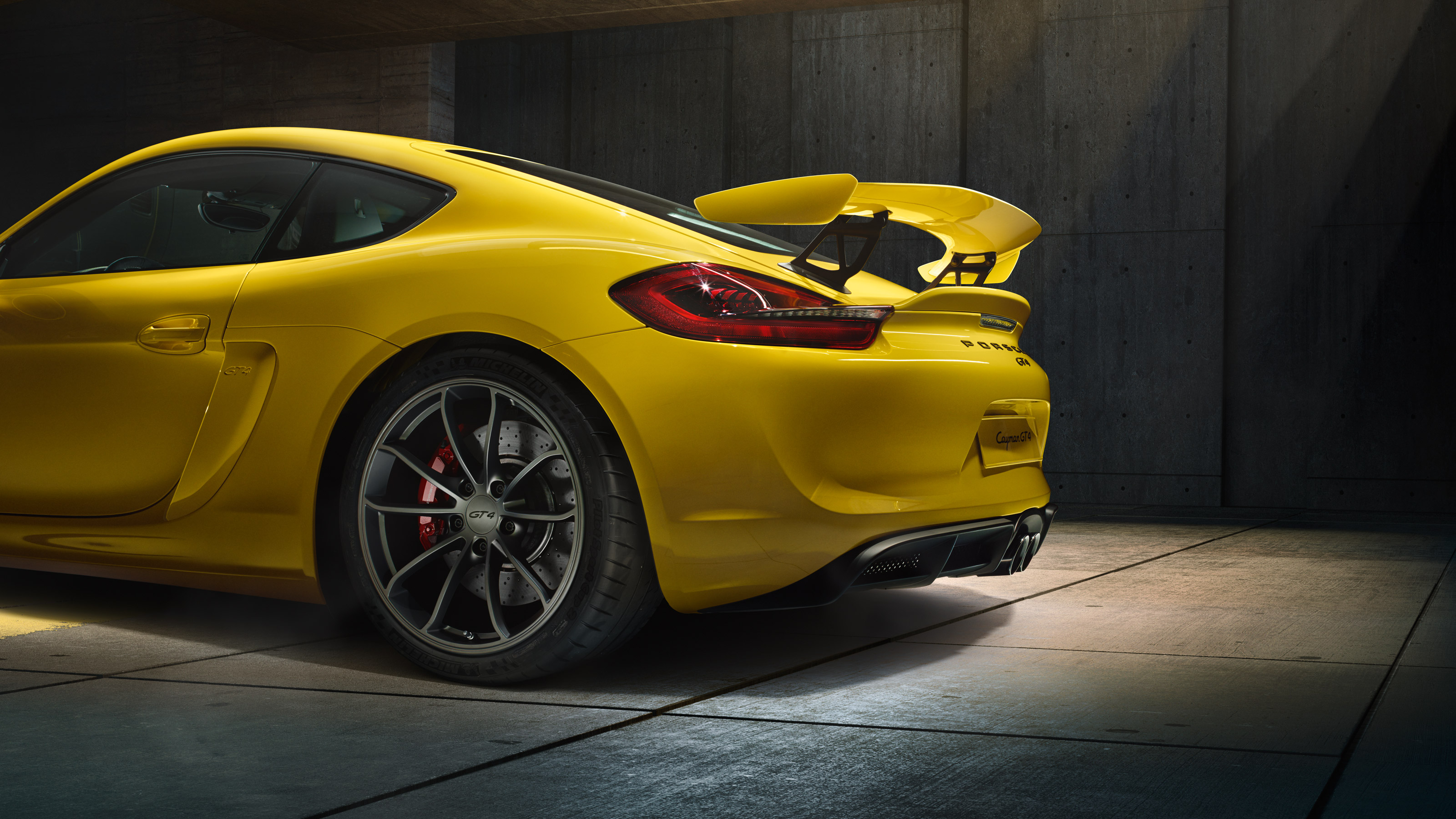 Porsche Cayman GT4 - arrière et jante