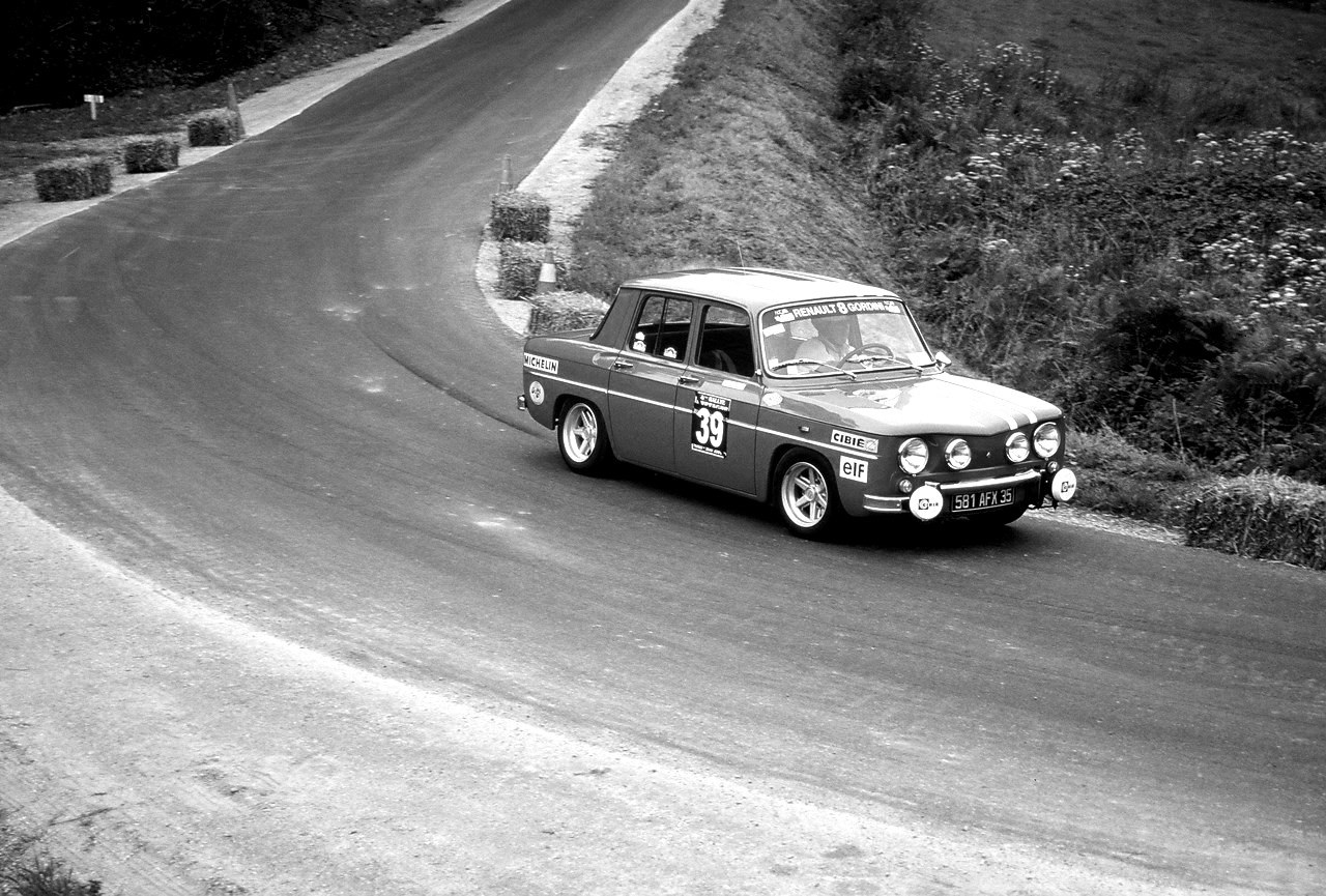 R8 Gordini - Rallyes Véhicules Historiques de Compétition - Photographie : Thierry Le Bras