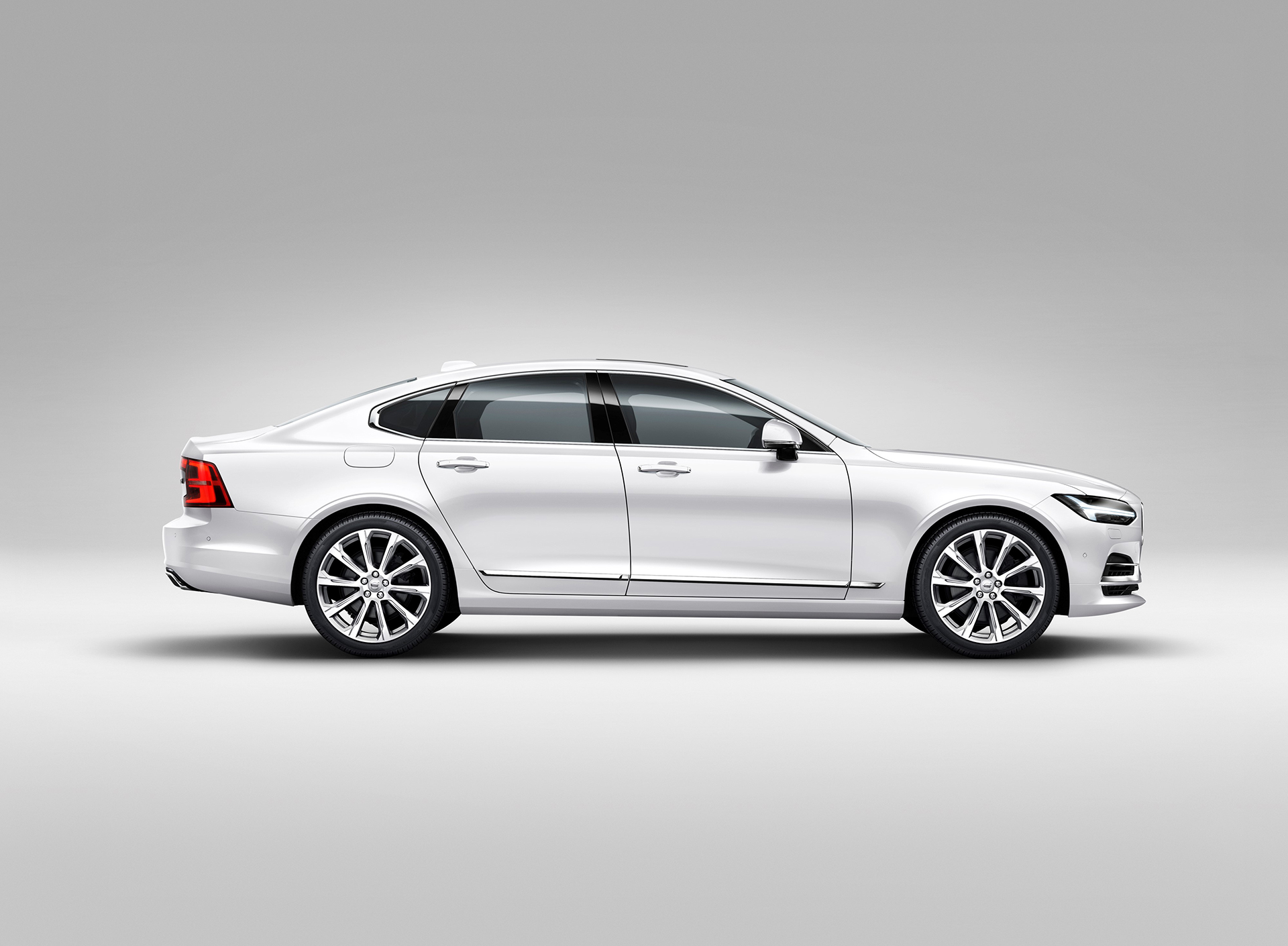 Volvo S90 - 2016 - side-face / profil