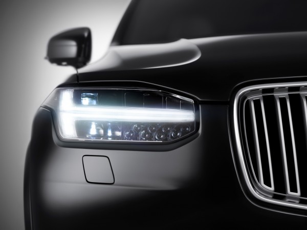Volvo XC90 Excellence - front LED / optique avant