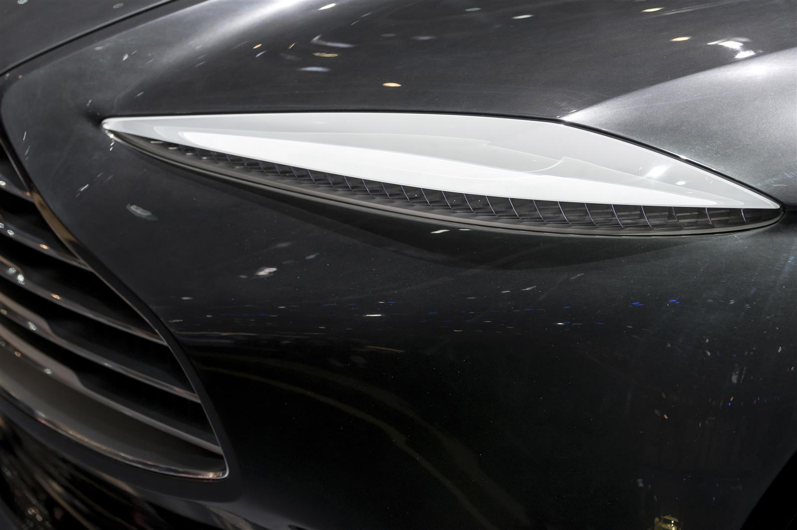 Aston Martin DBX Concept - optique - Geneva 2015