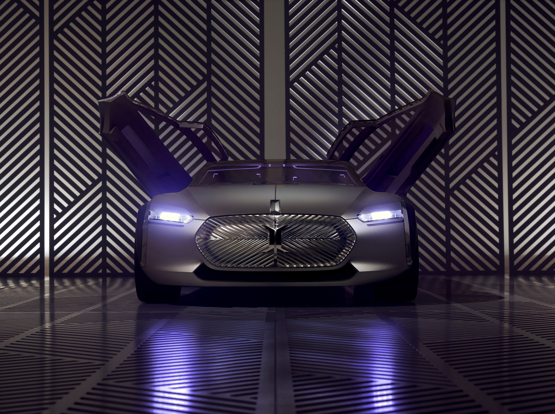 Coupé Corbusier Concept - 2015 - portes ouvertes / open doors - Design Groupe Renault