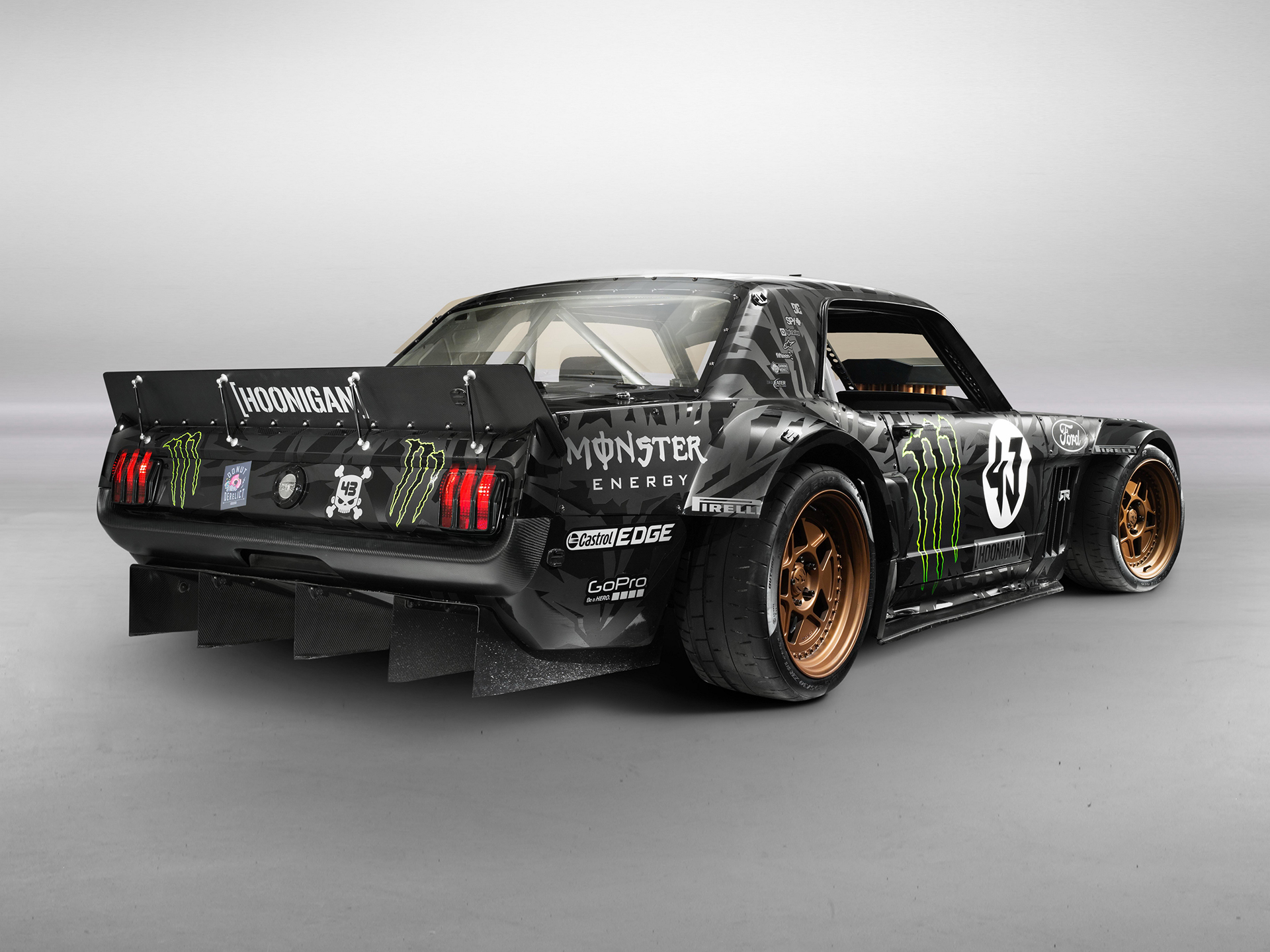 1965 Ford Mustang Hoonicorn RTR - 2015 - profil arrière / rear side-face