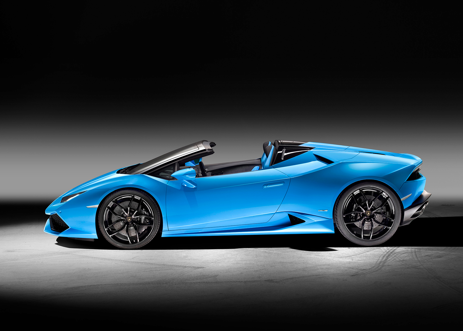 Lamborghini Huracán LP 610-4 Spyder - profil toit ouvert / side-face open top