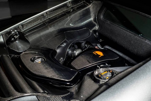 McLaren 650S - MSO - Project Kilo - intérieur moteur avec The Kiwi