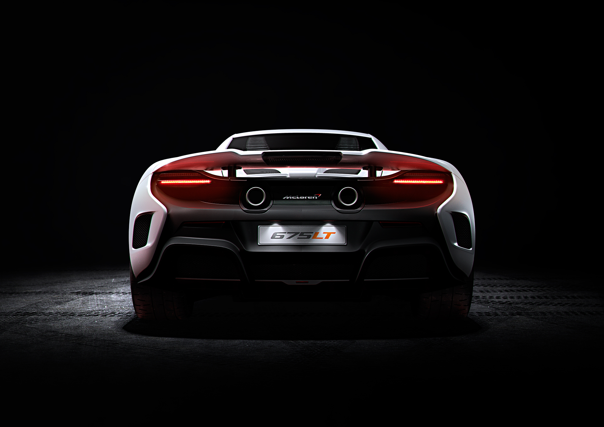 McLaren 675LT - face arrière