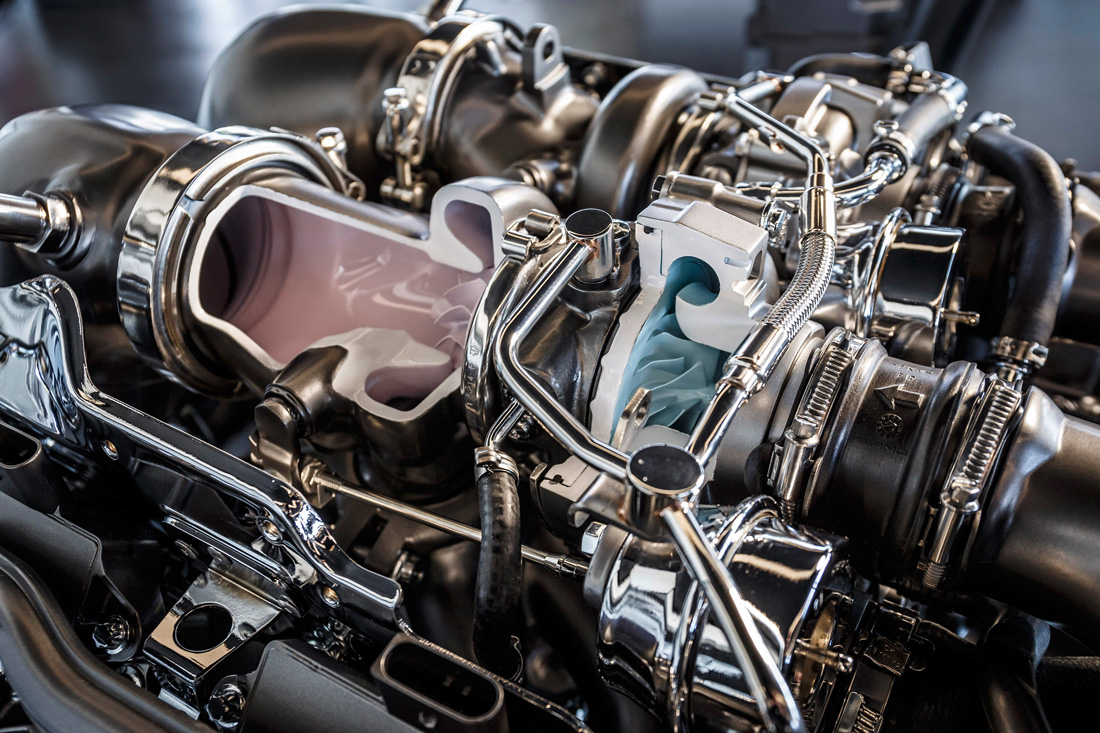 Moteur V8 4.0 litres biturbo - inside - Mercedes-Benz AMG