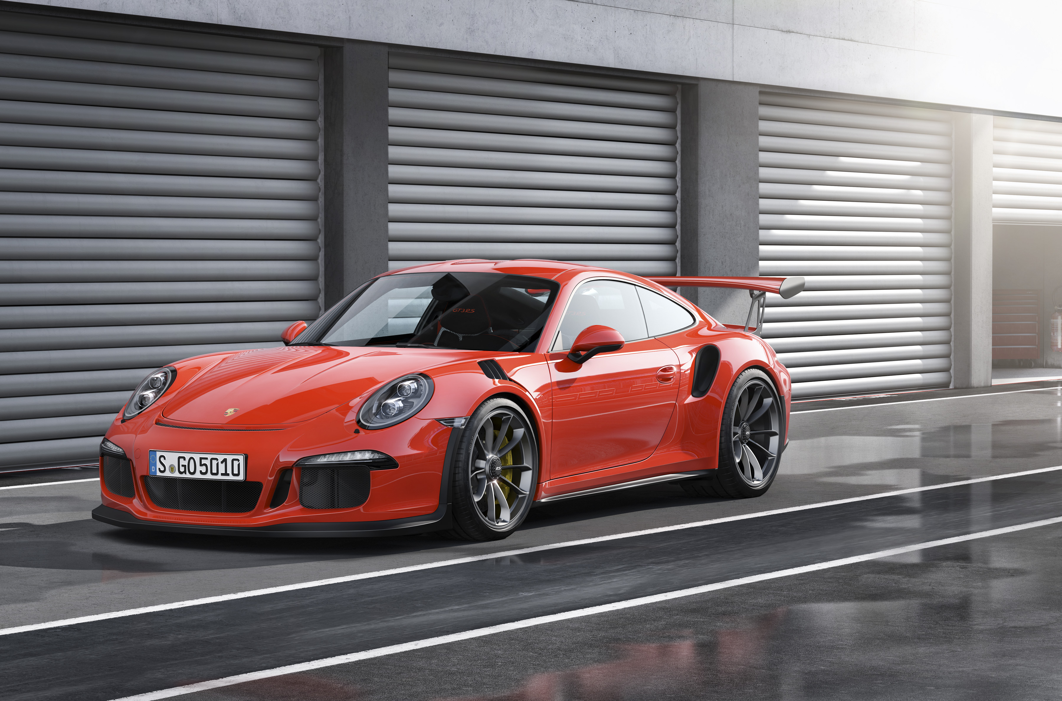 Porsche 911 GT3 RS - profil avant