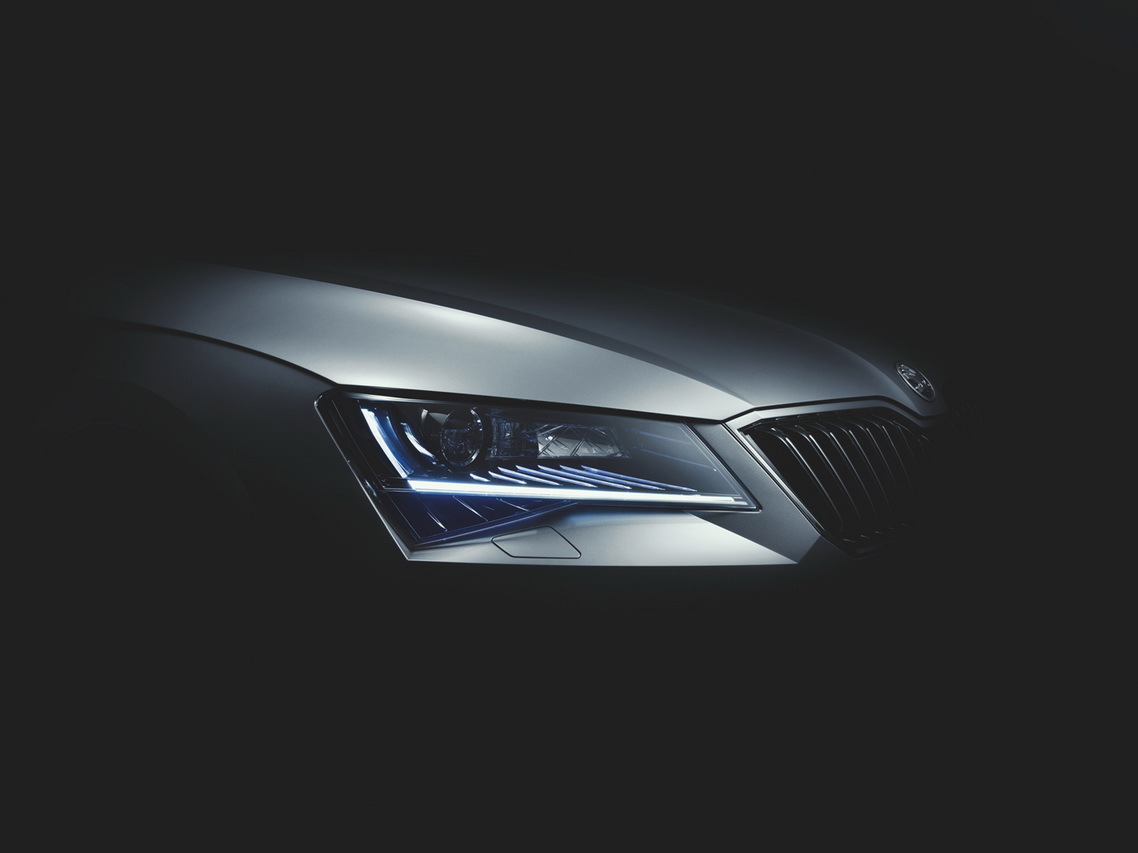 Škoda Superb 2015 - design optique avant